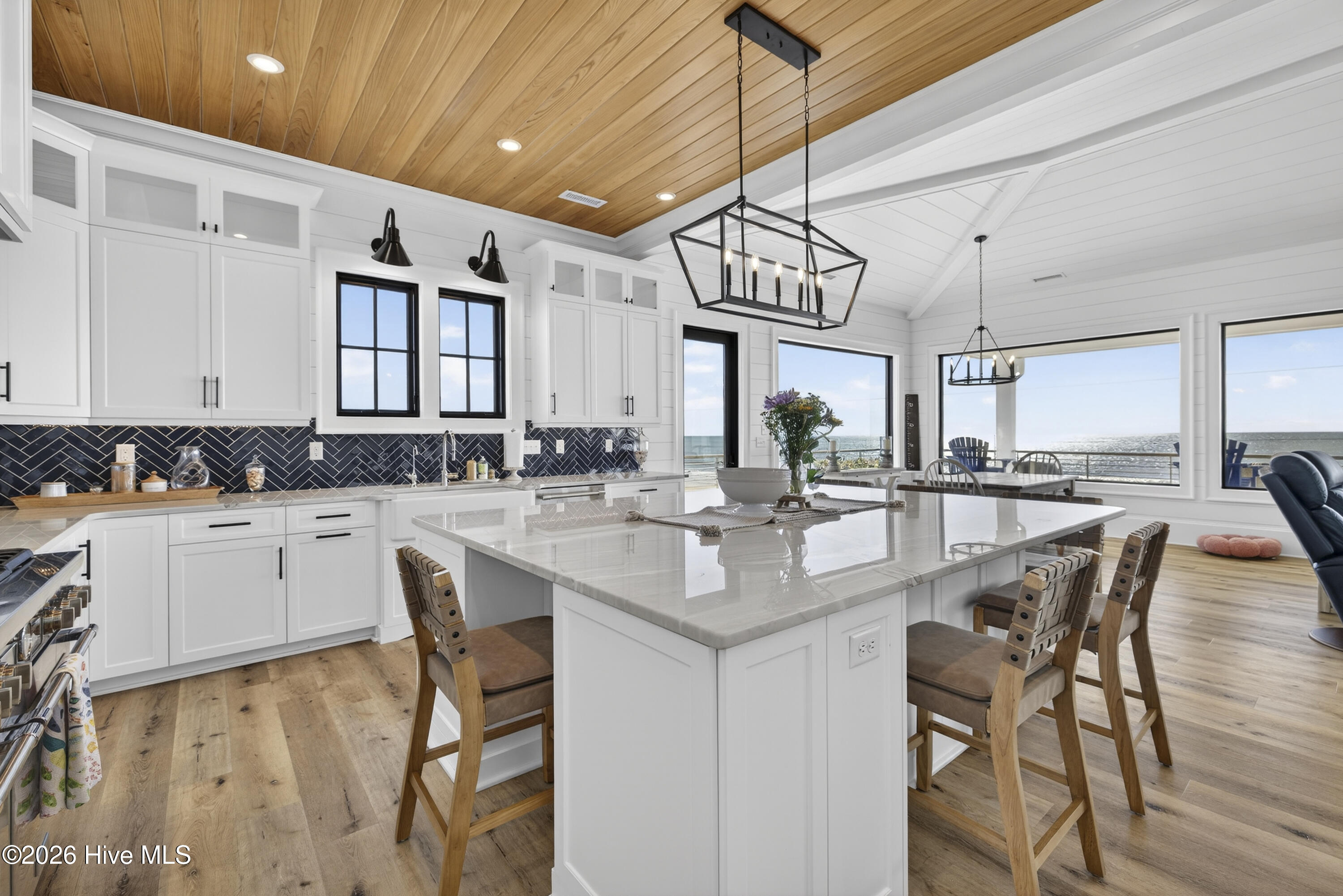 1423 N Shore Drive, Surf City, NC, 28445