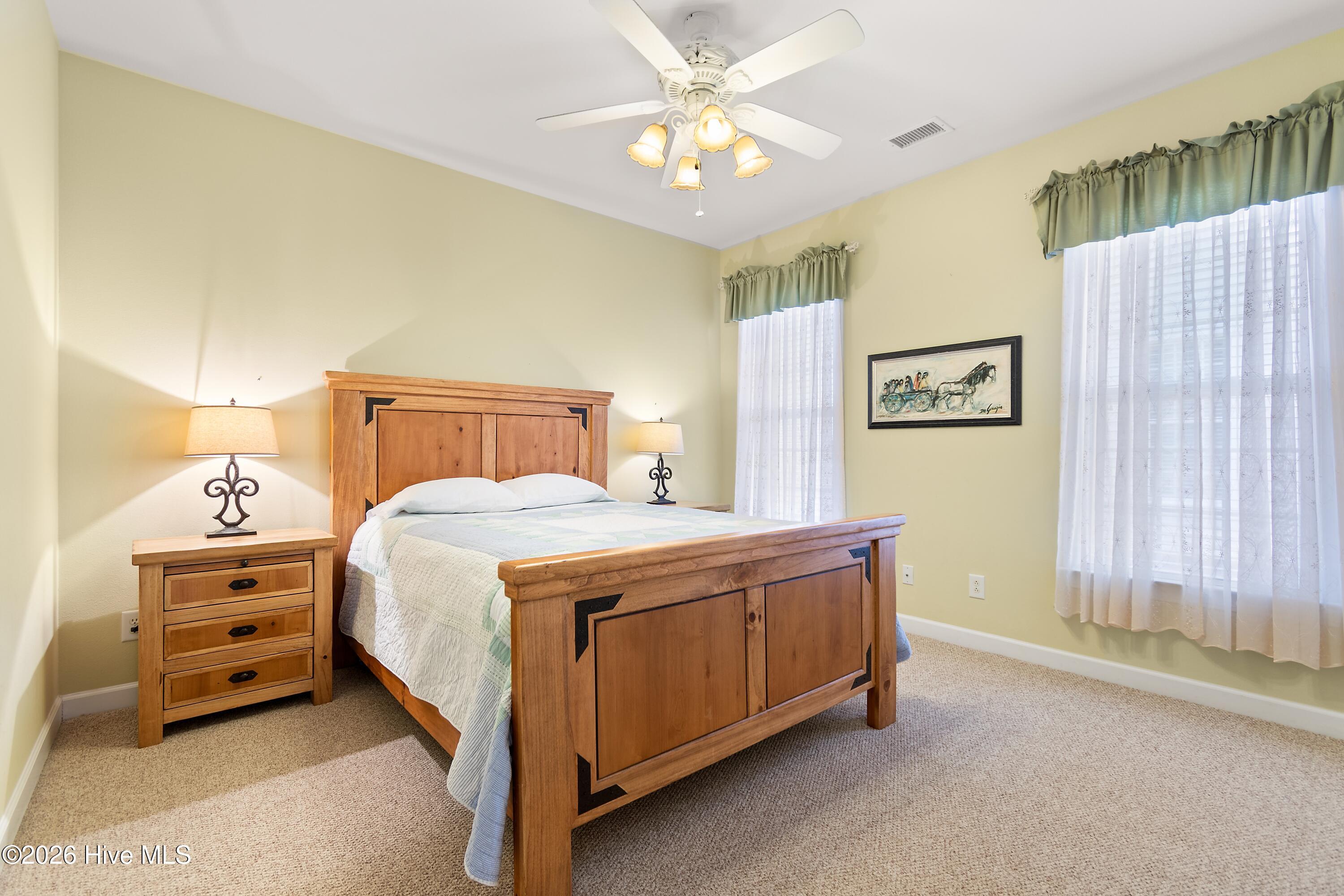 100549811 | Photo 34