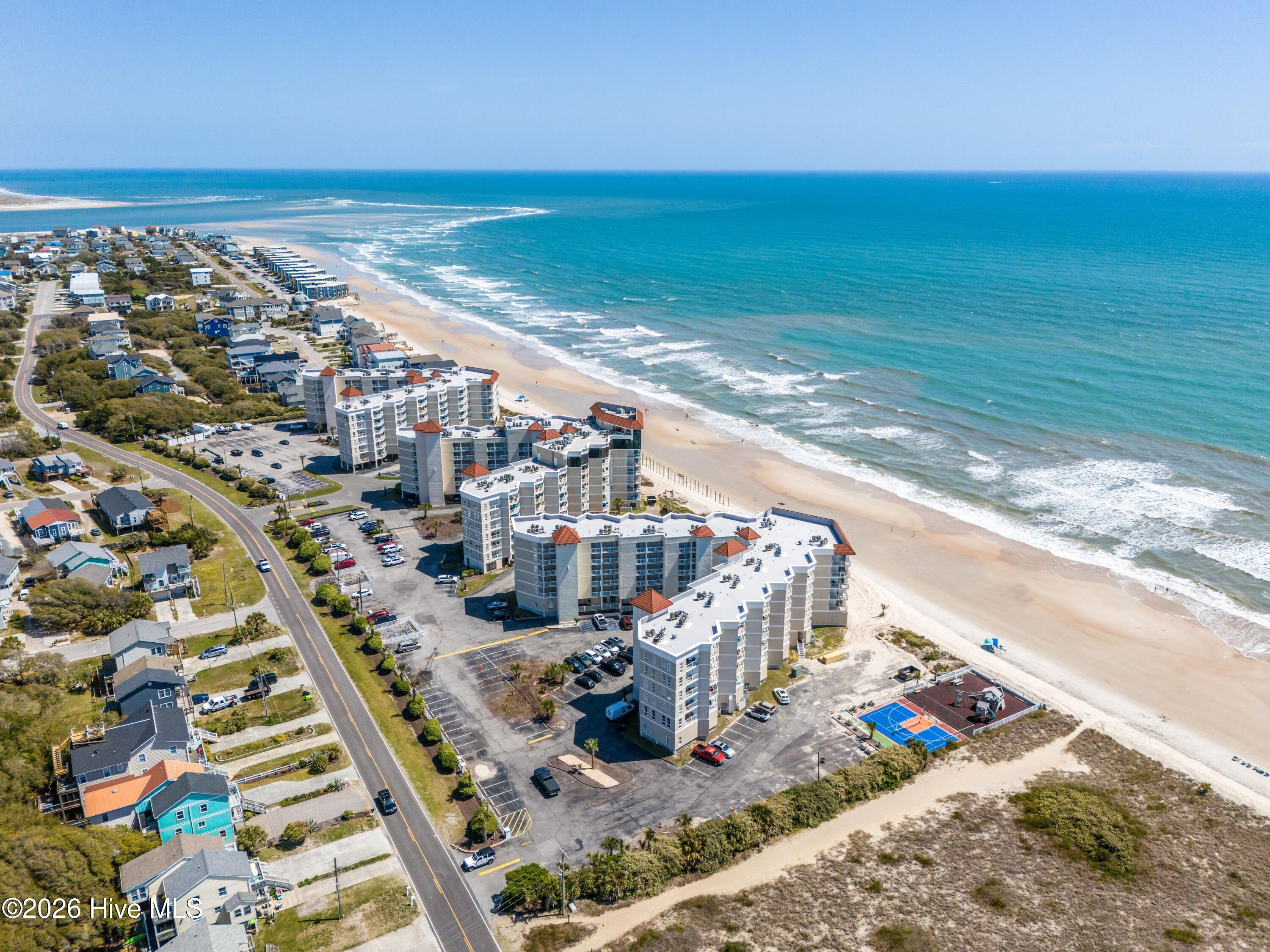 100565249 | Photo 30