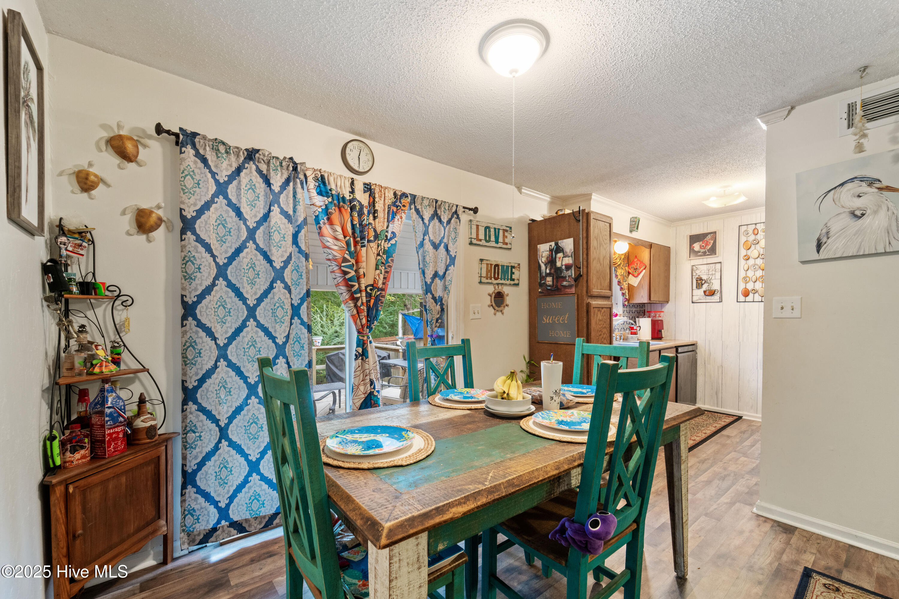 100538926 | Photo 37