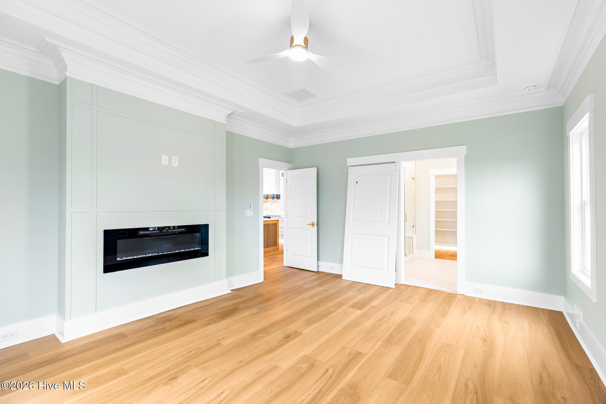 100516902 | Photo 35