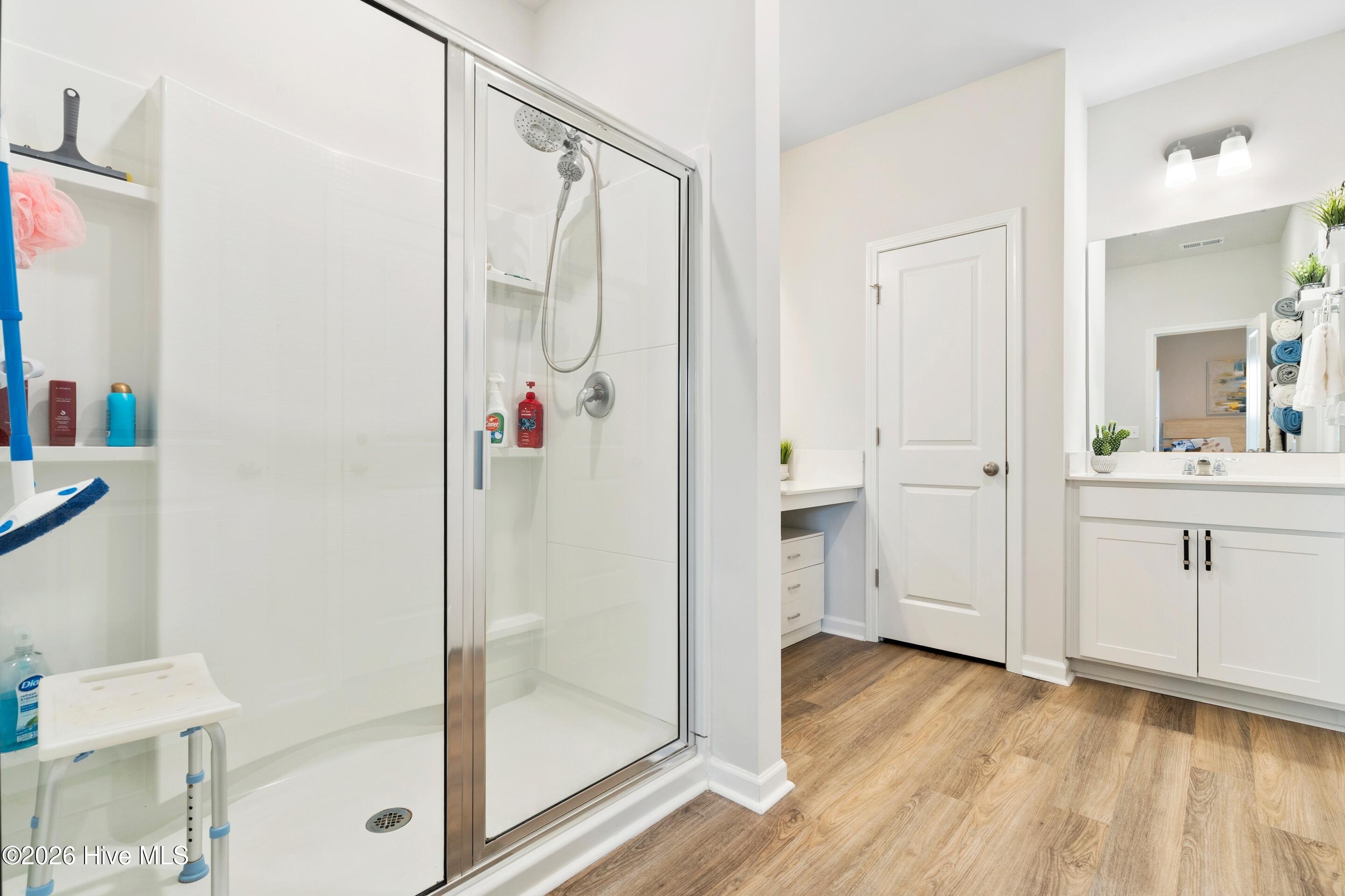 100550634 | Photo 40