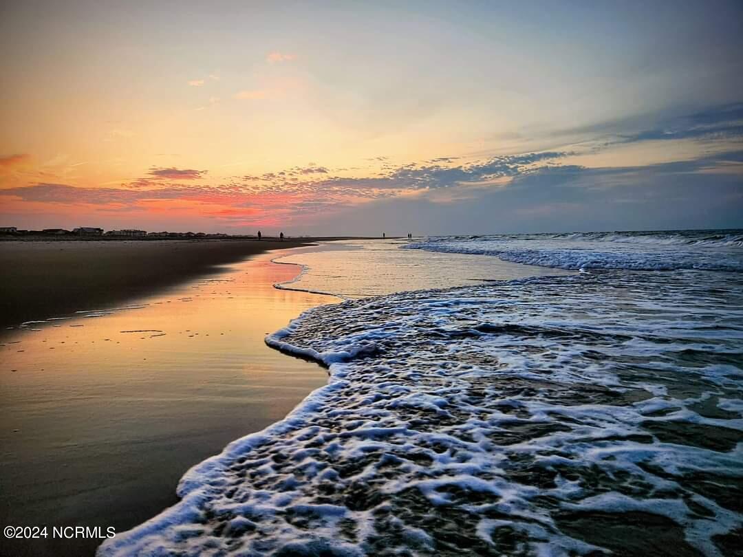 100549892 | Photo 42