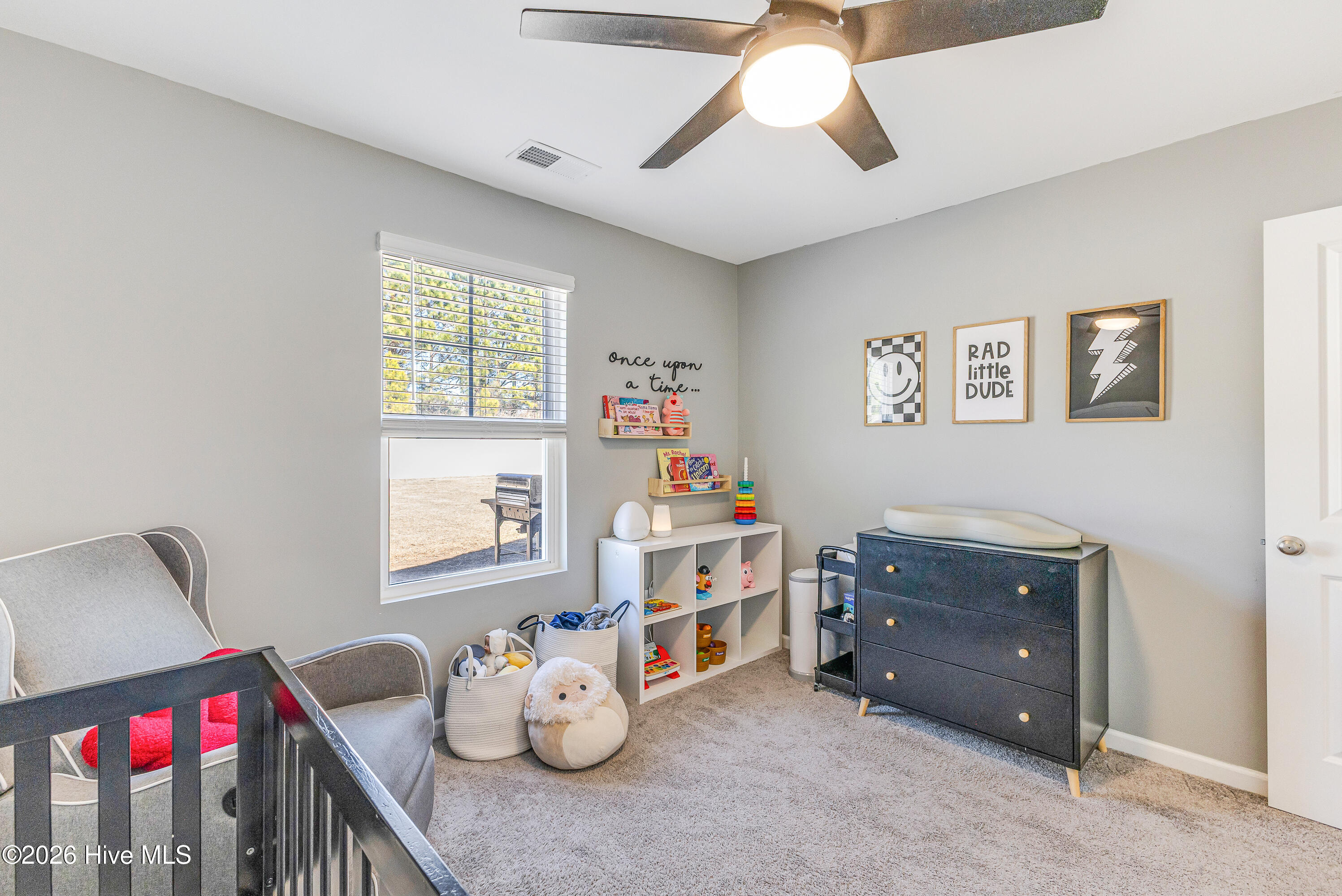 100553713 | Photo 25