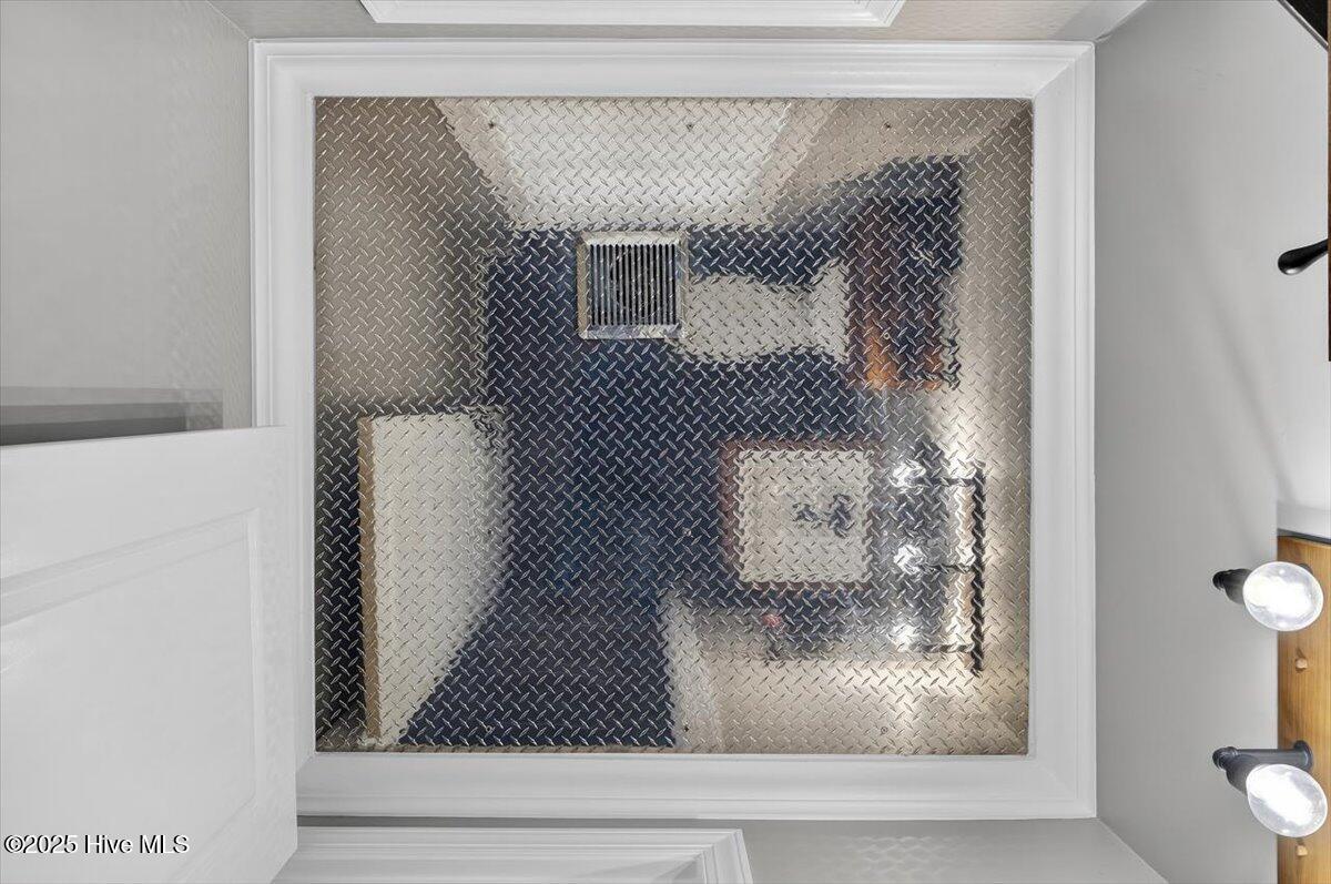 100530632 | Photo 47