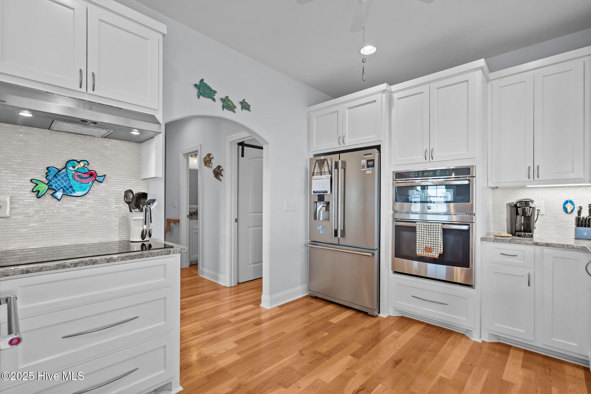 100543391 | Photo 12