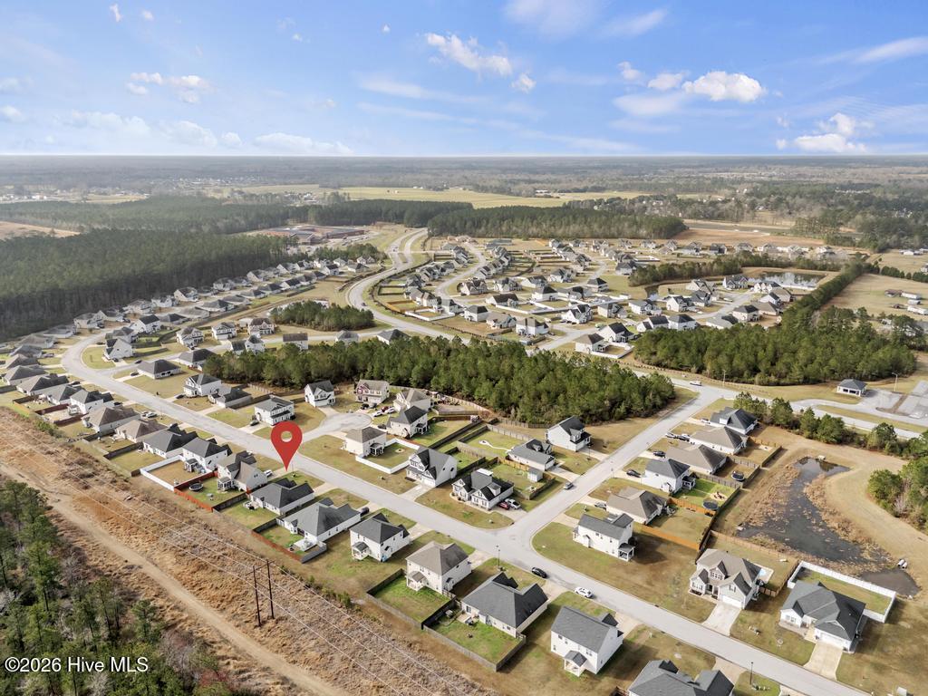 100560376 | Photo 53