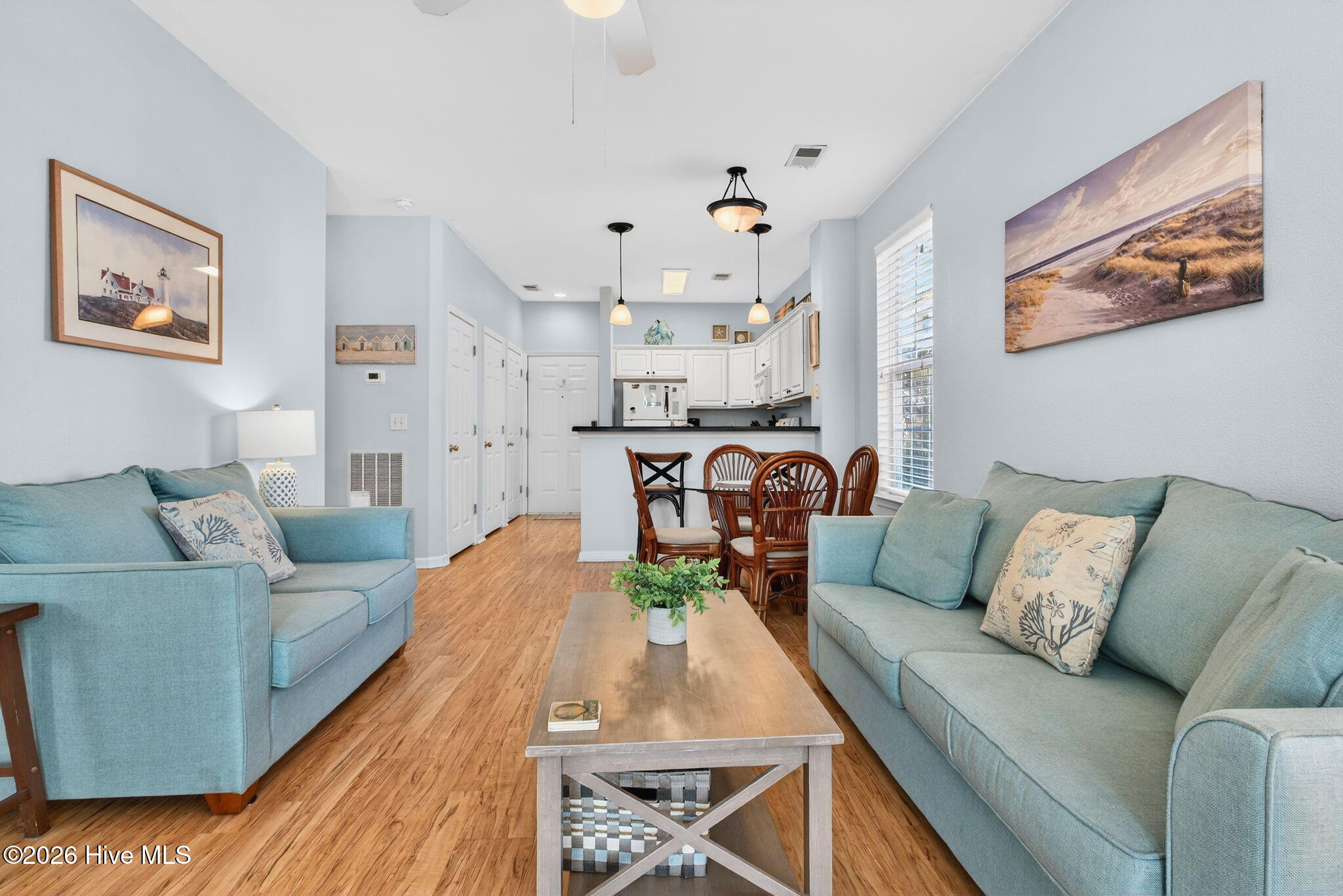 100559381 | Photo 19