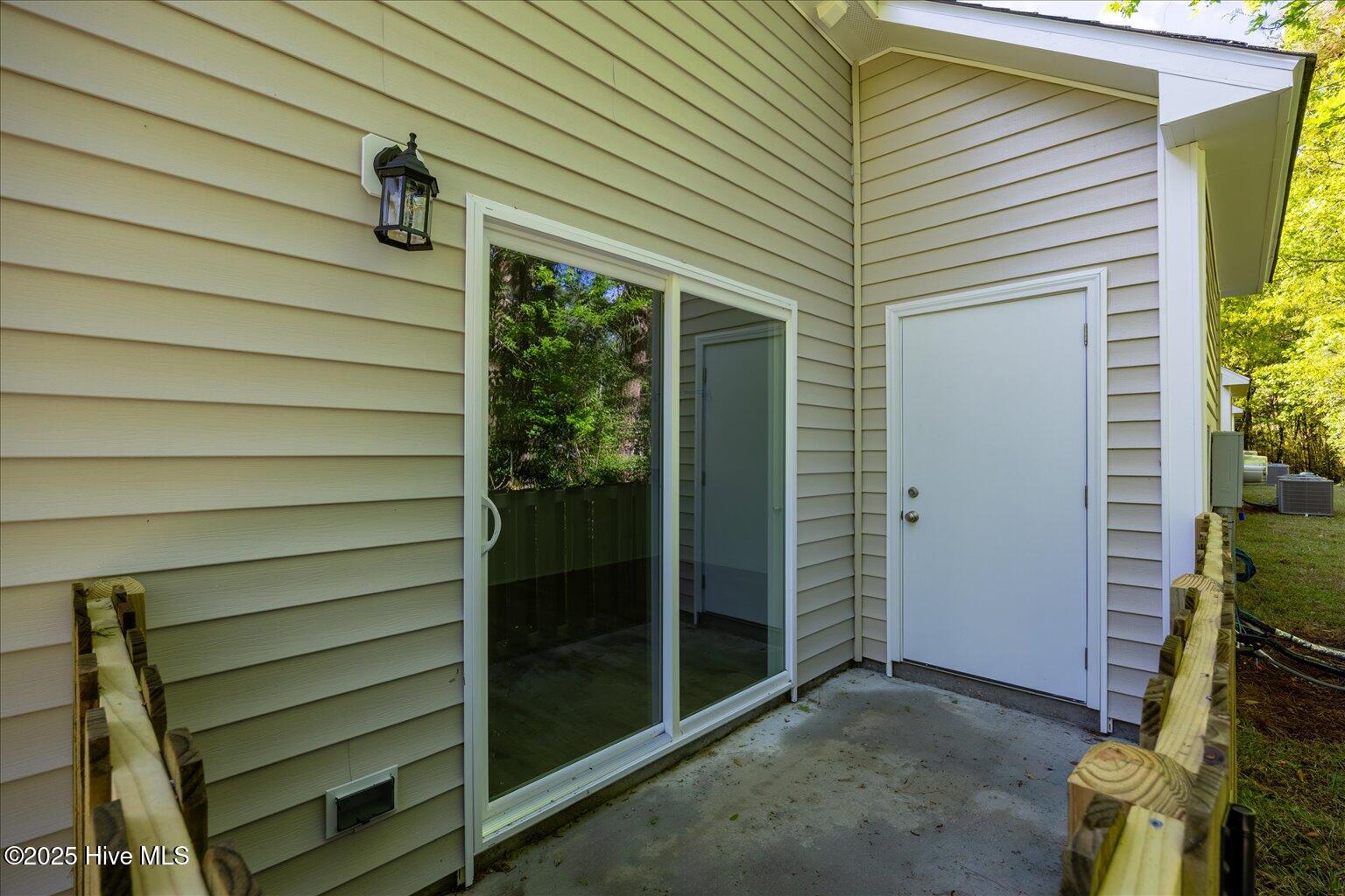 100510662 | Photo 23