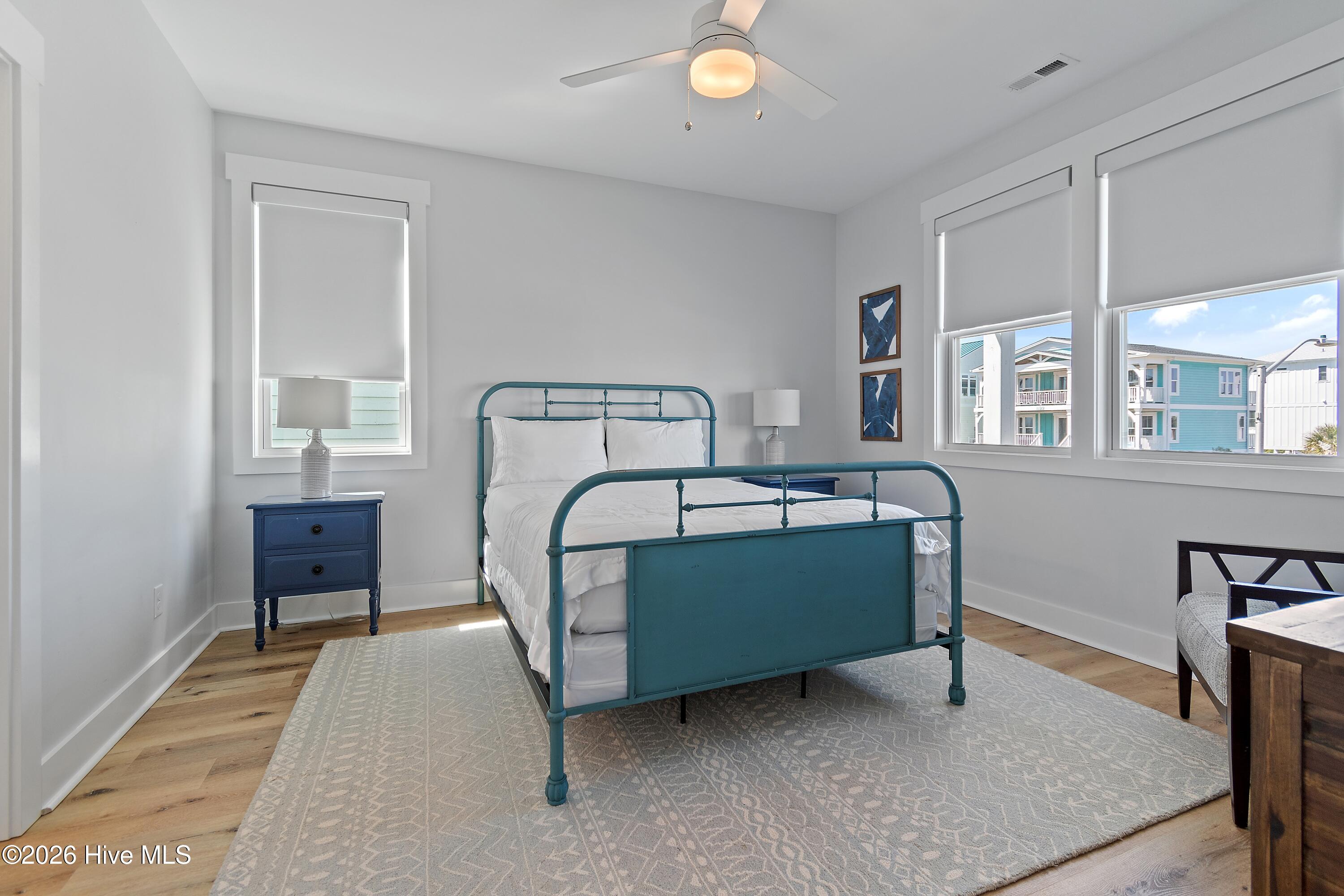 100564147 | Photo 29