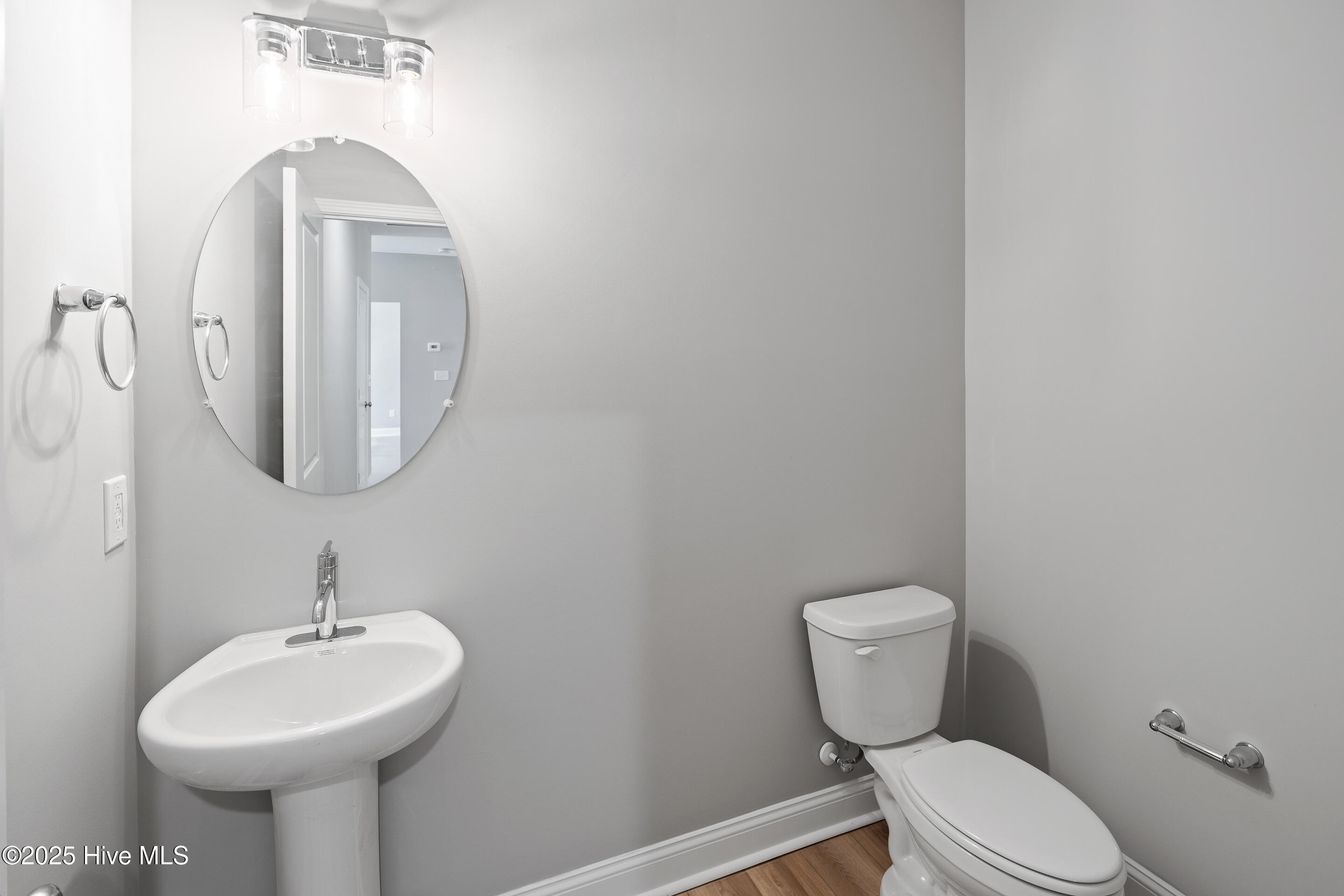 100515250 | Photo 21