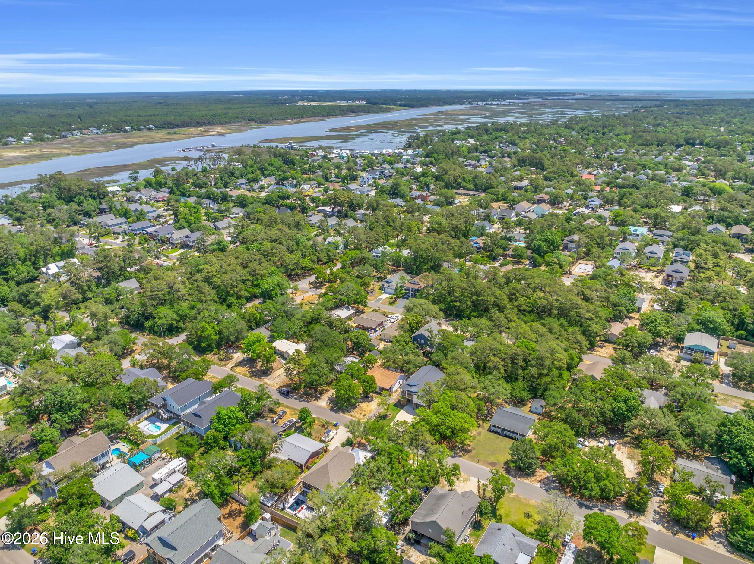 100565578 | Photo 36