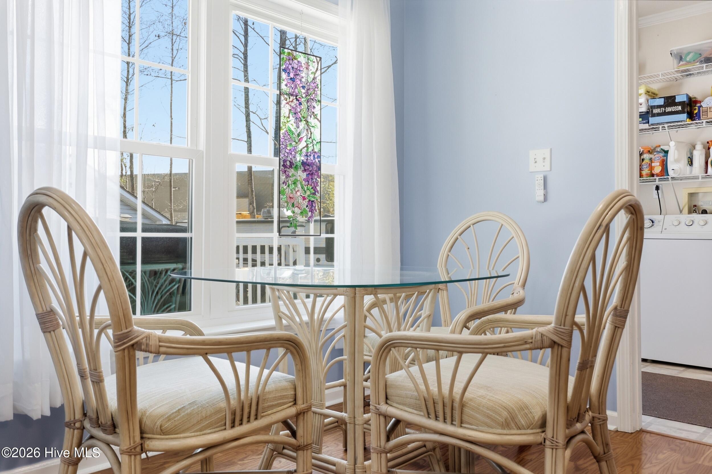 100561141 | Photo 23