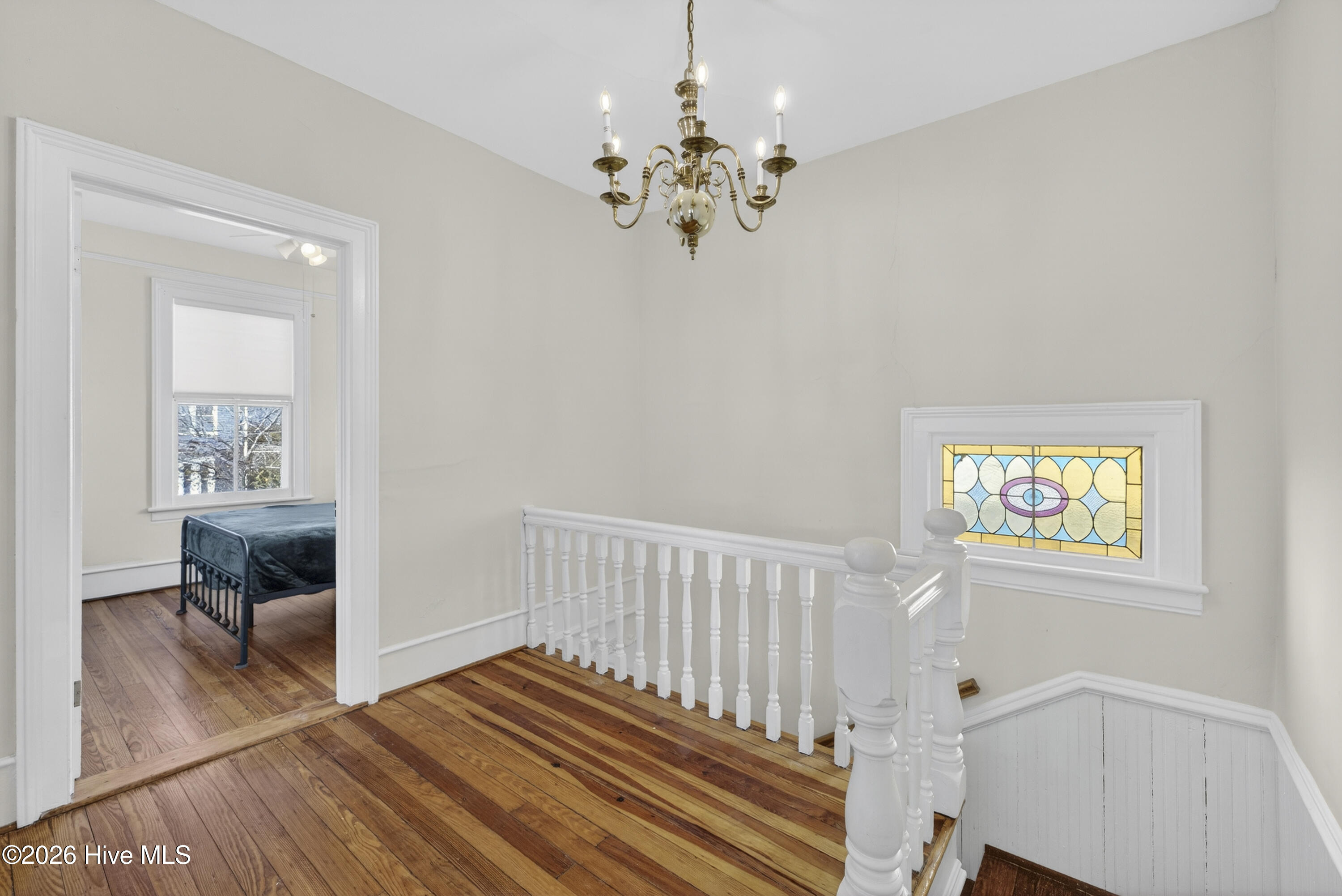 100555713 | Photo 26