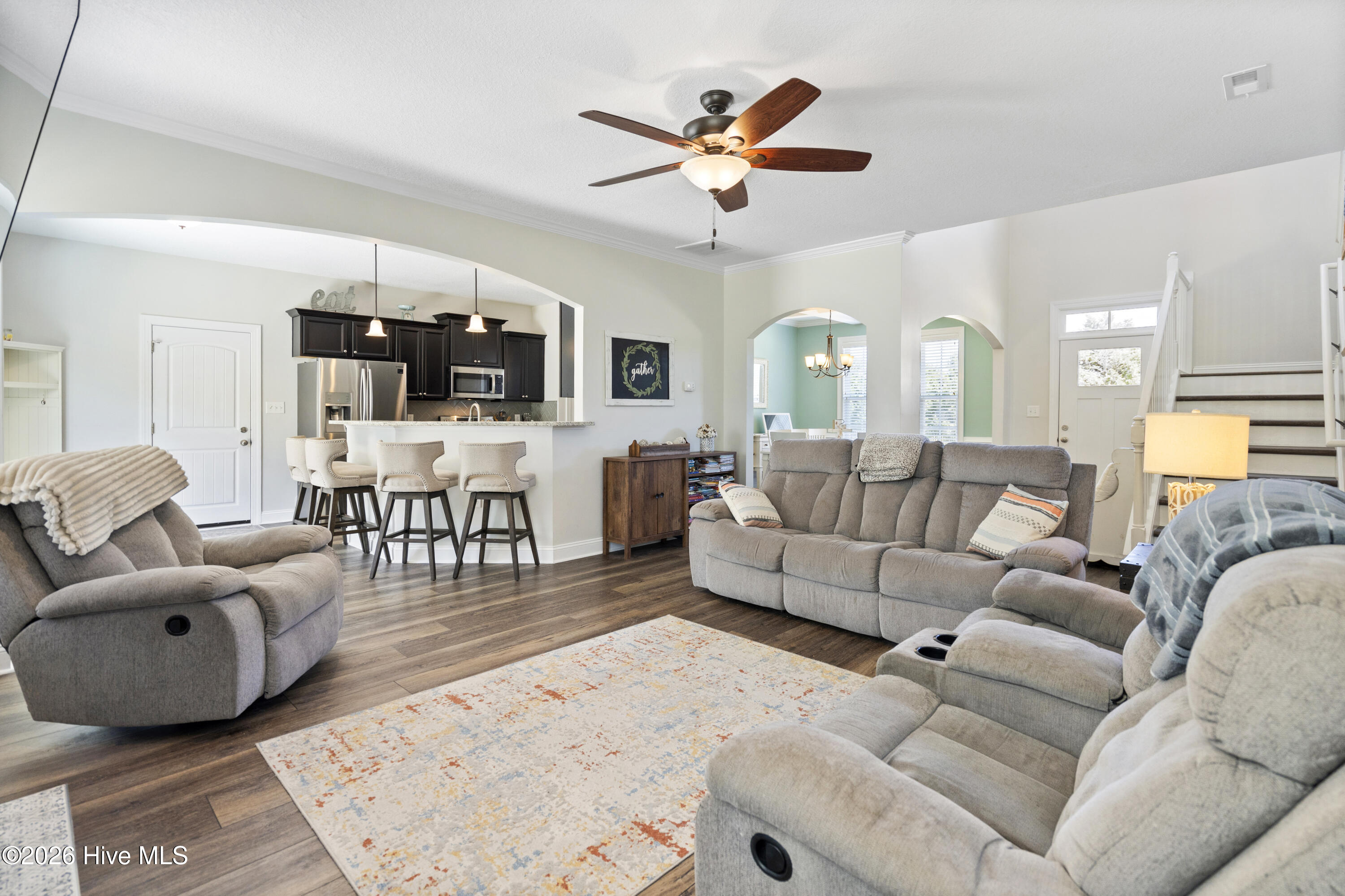 100564878 | Photo 14