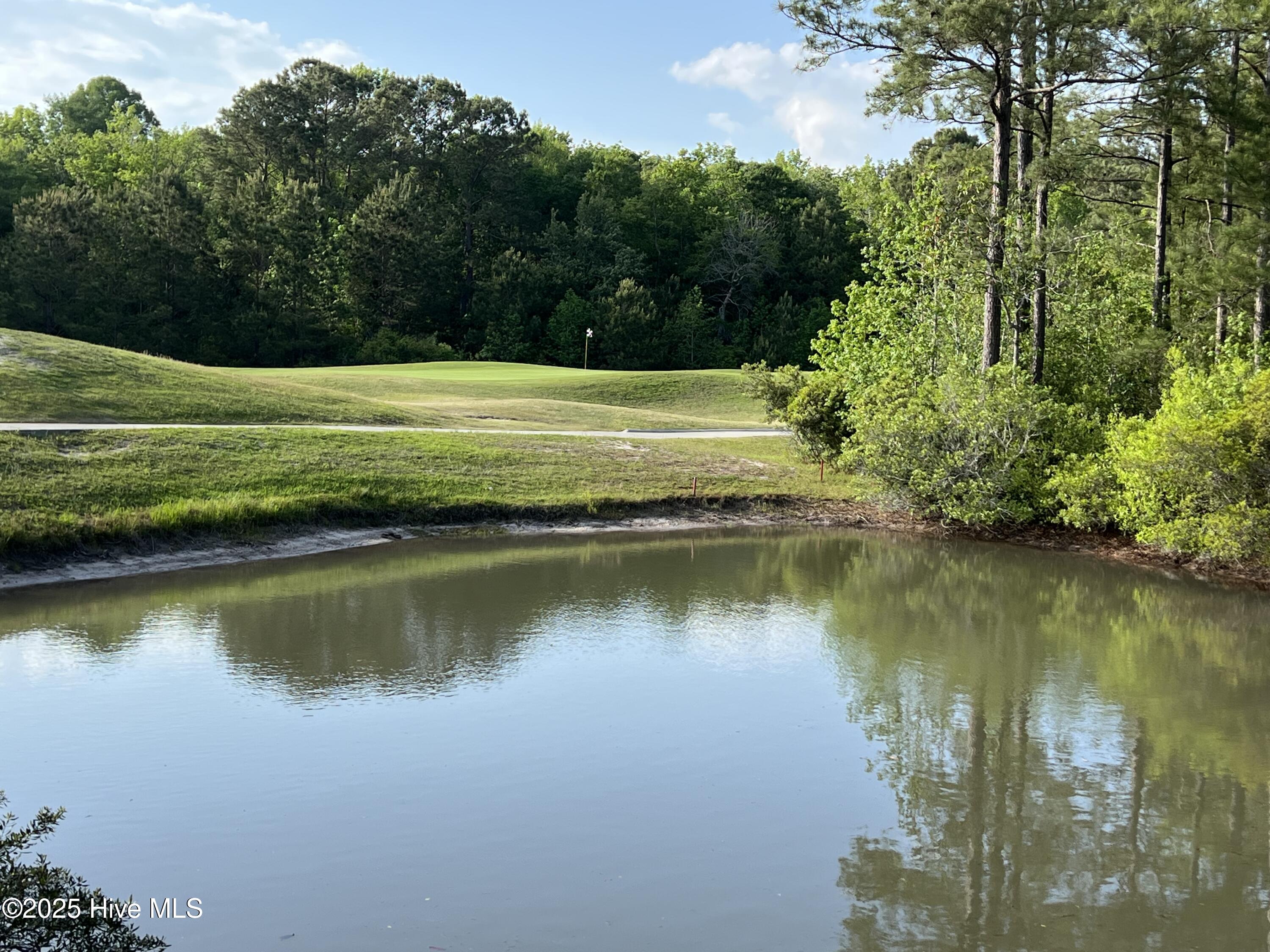 100506027 | Photo 16