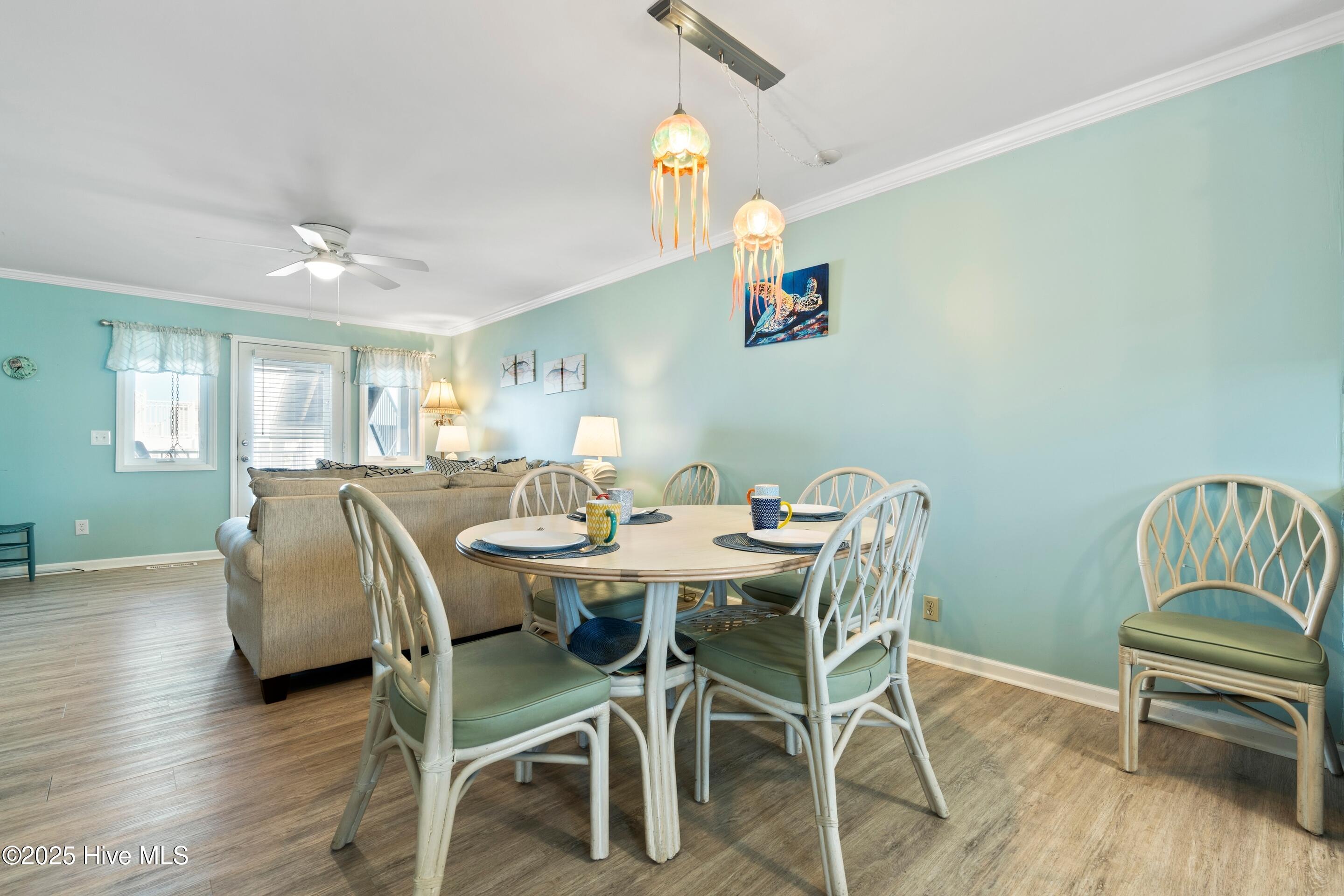 100543240 | Photo 12