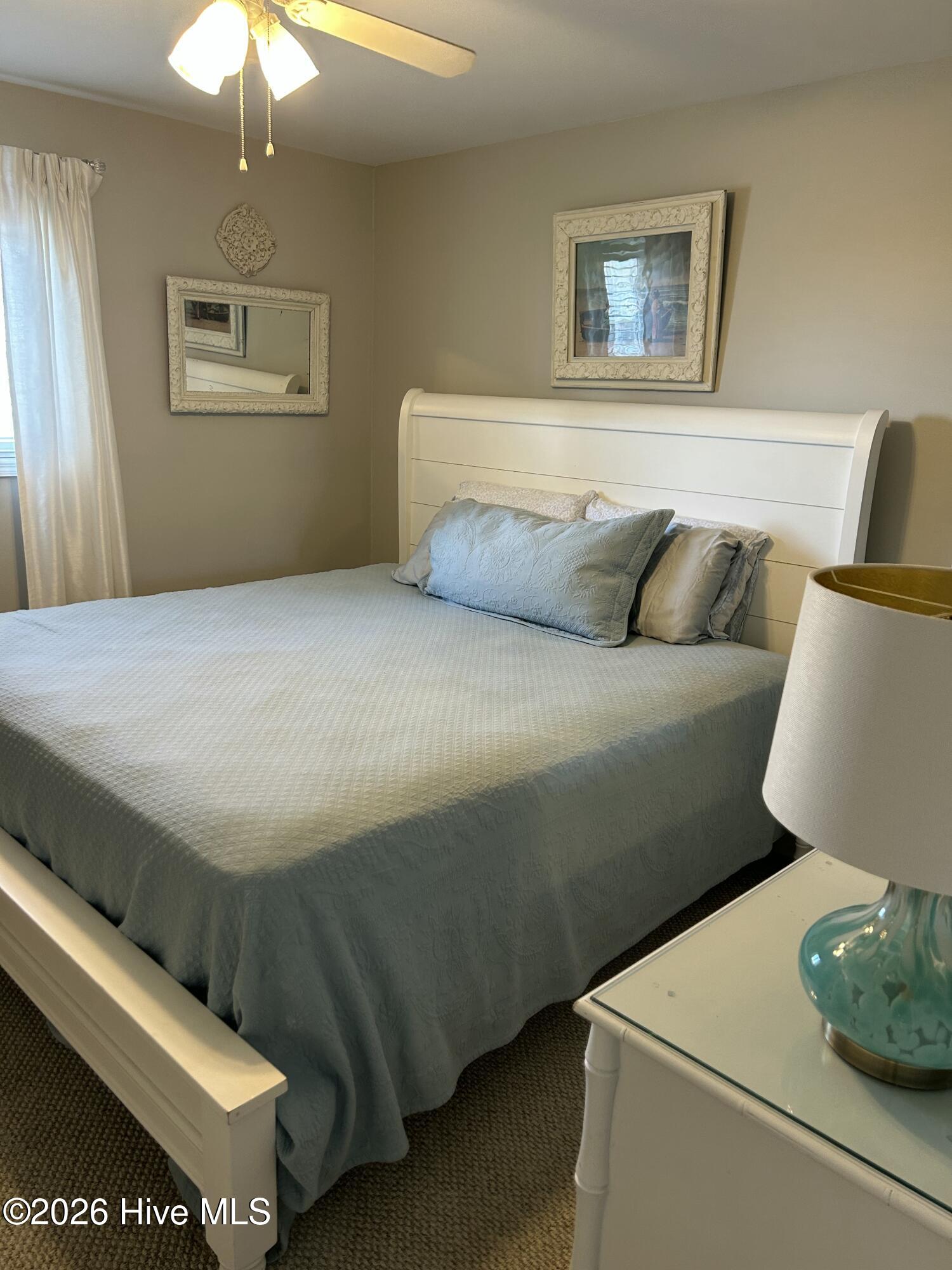 100560284 | Photo 16