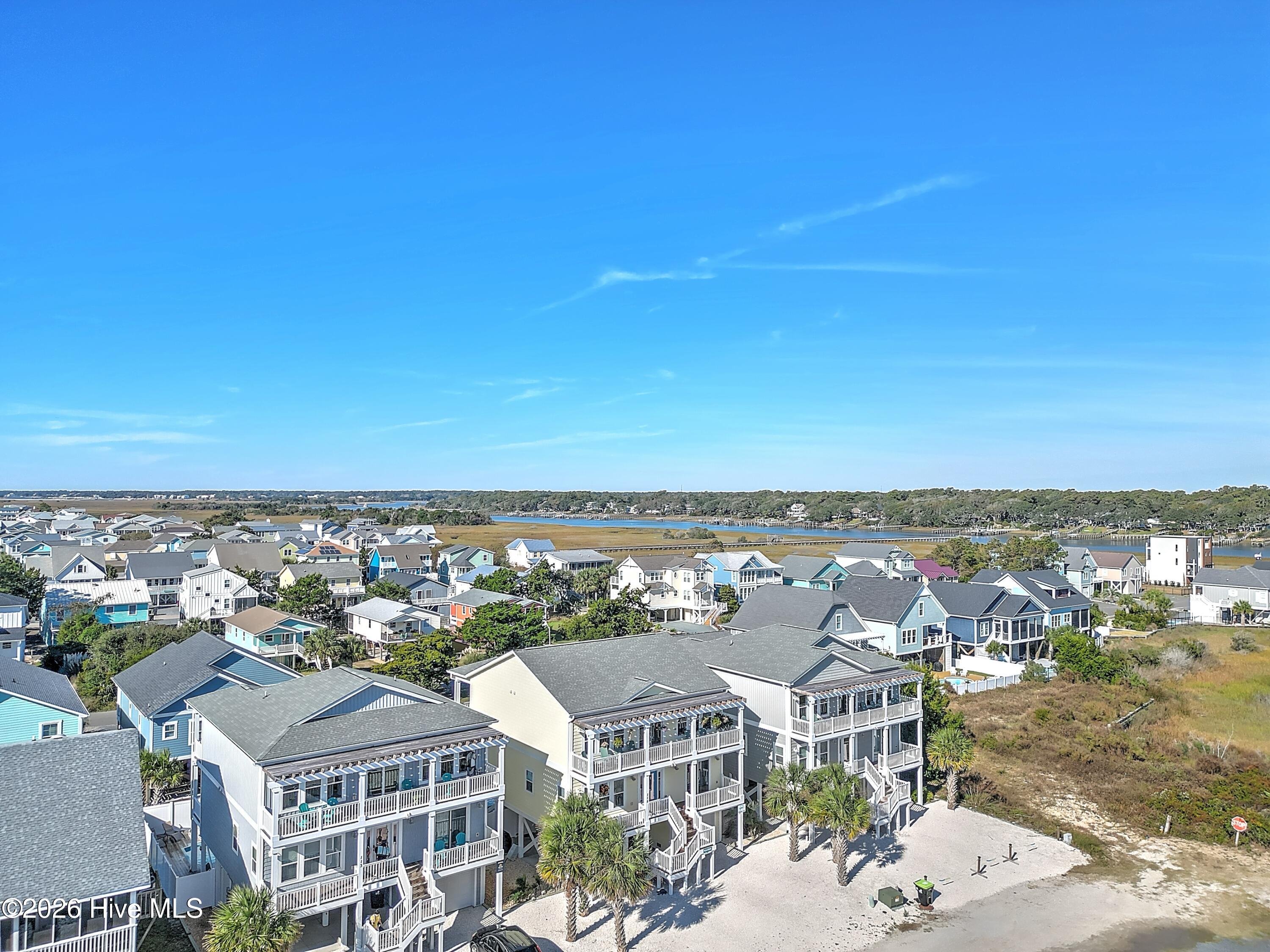 100555702 | Photo 73