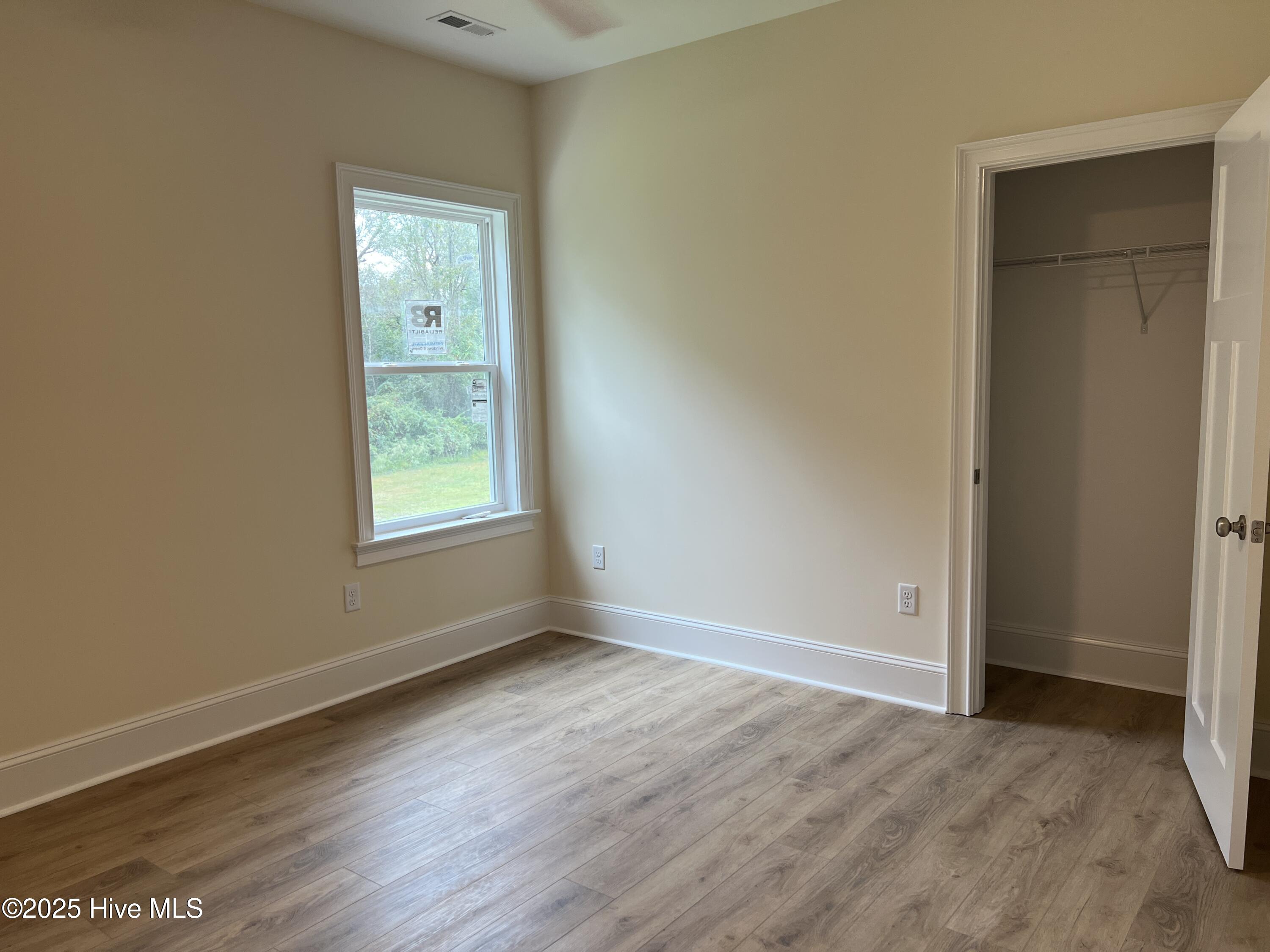 100517039 | Photo 20