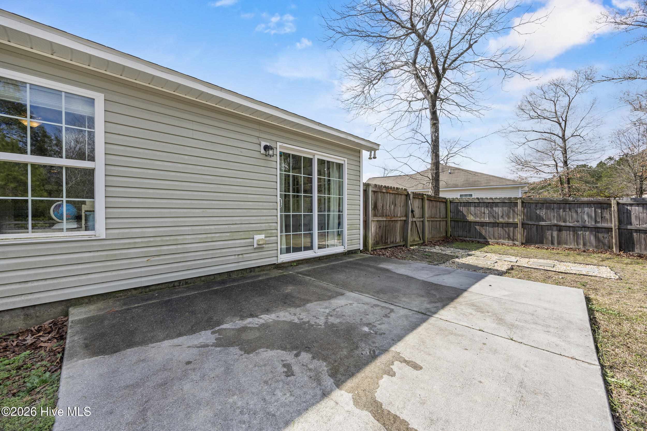 100560152 | Photo 33