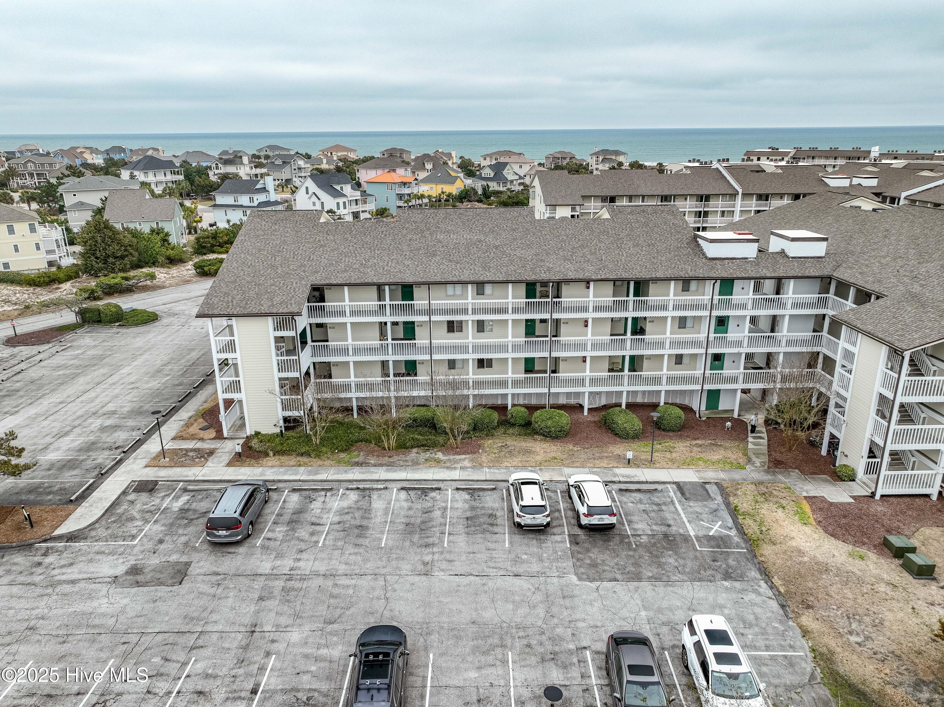 100494950 | Photo 39