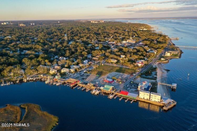 100516761 | Photo 29