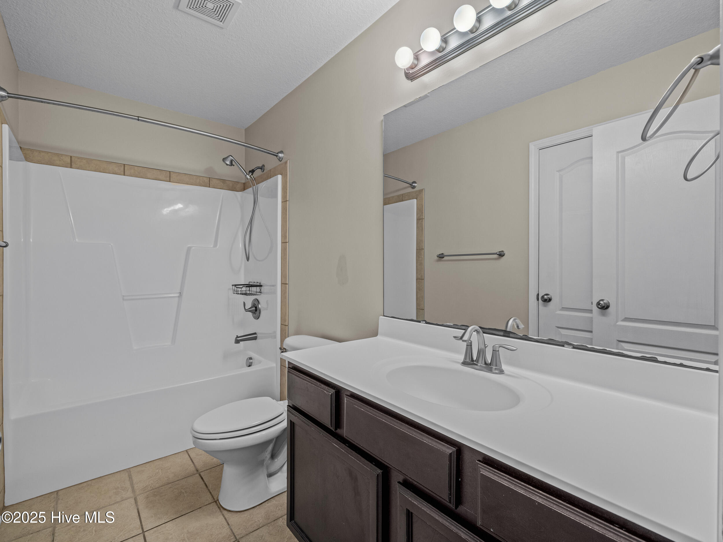 100546969 | Photo 34