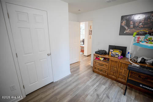 100552242 | Photo 12