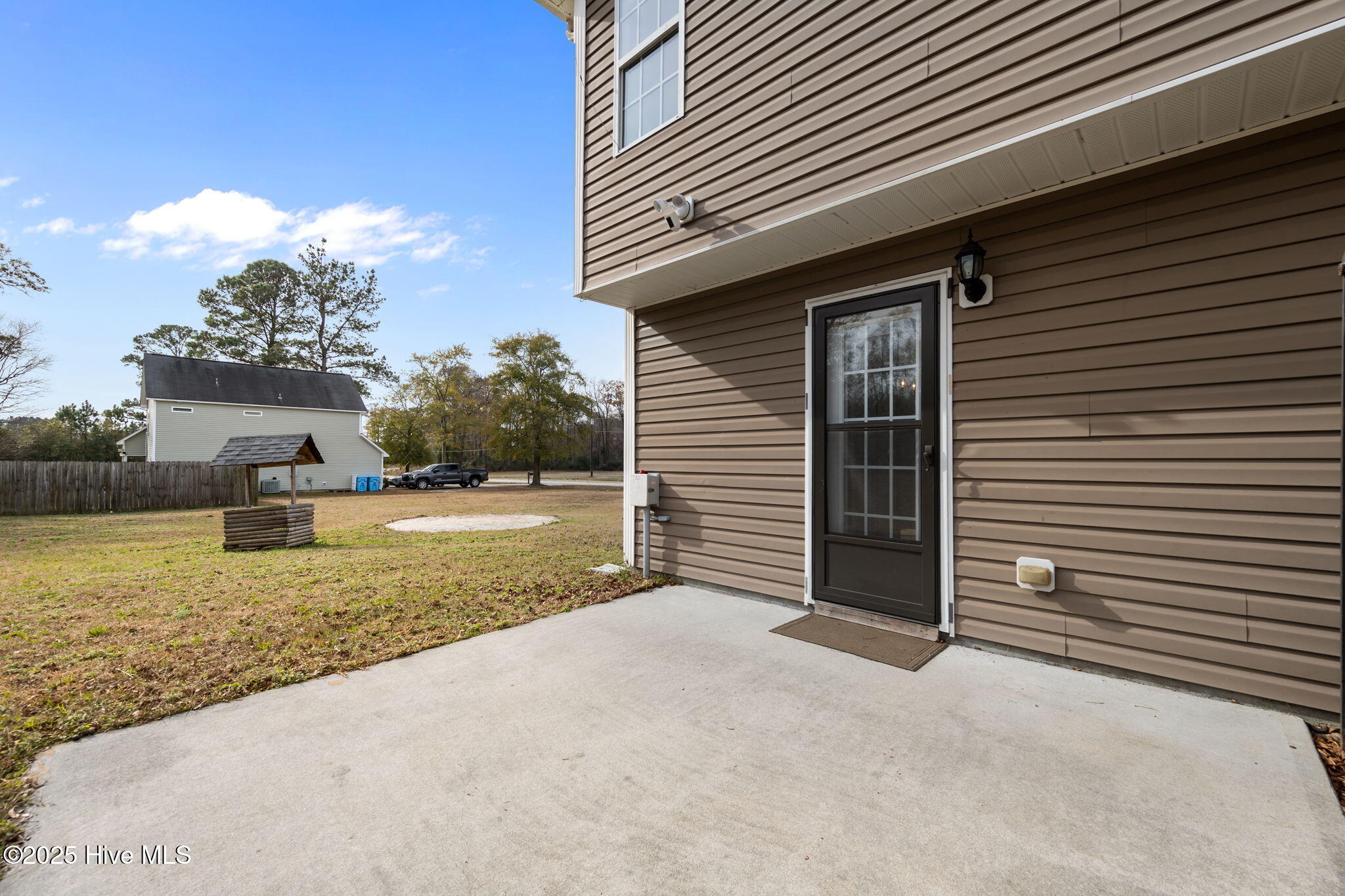 100546071 | Photo 10