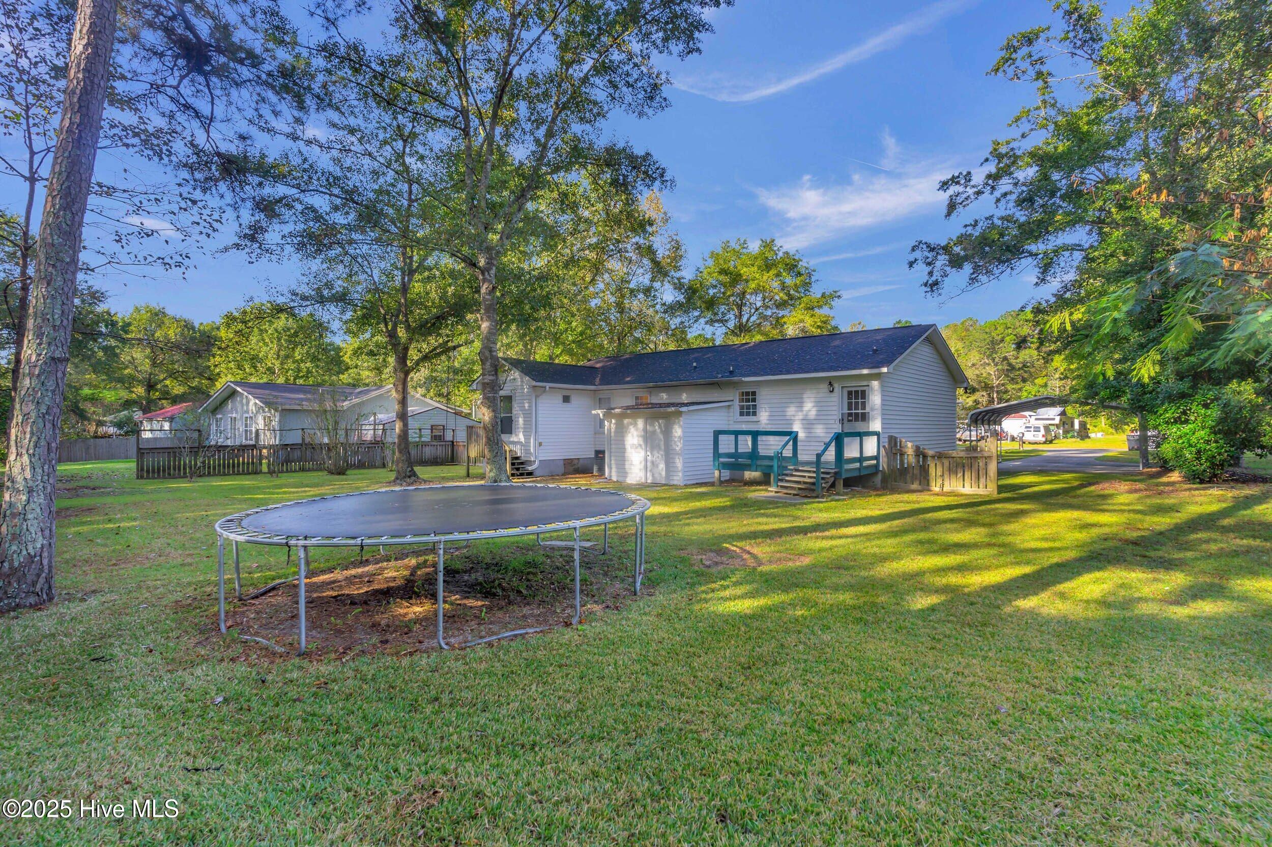 100537438 | Photo 31