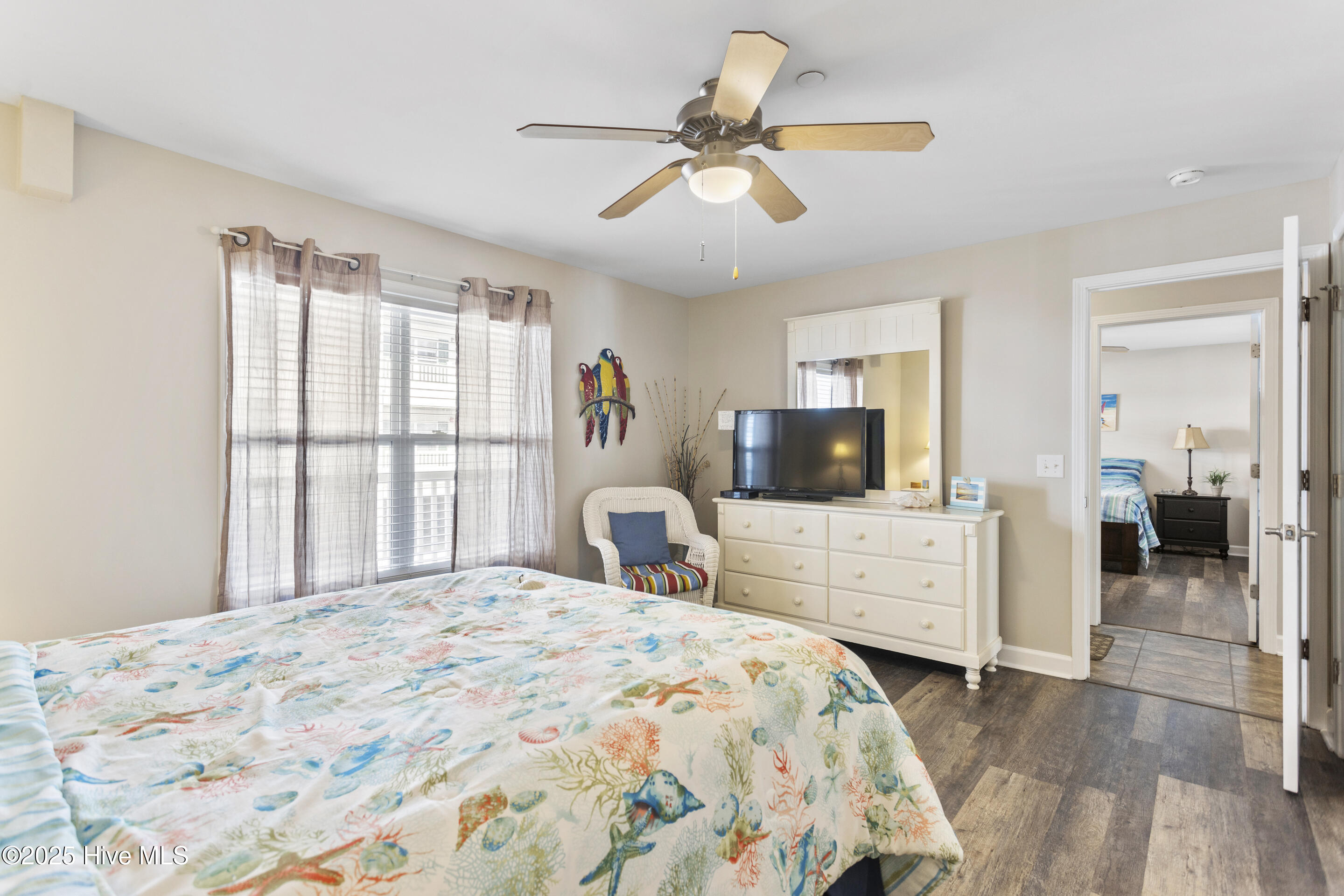 100531456 | Photo 17