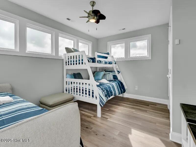 100541216 | Photo 35