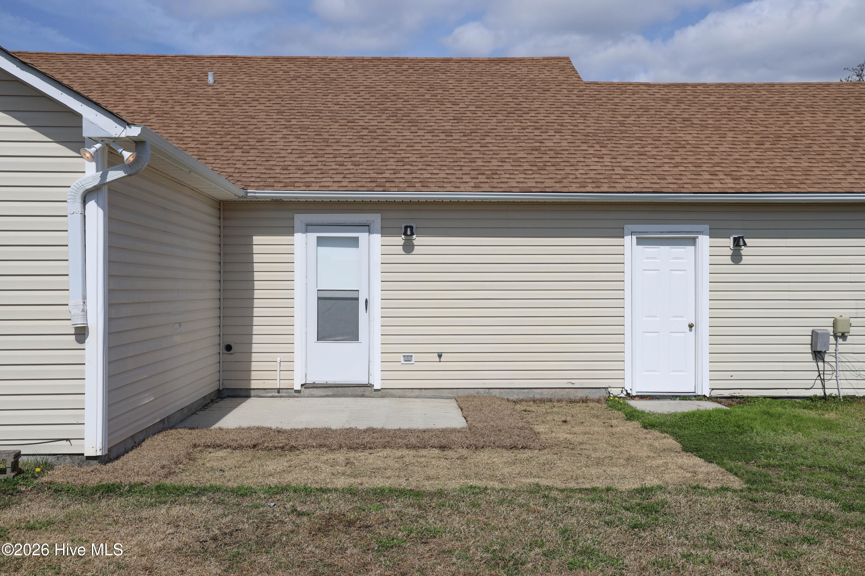 100558599 | Photo 45