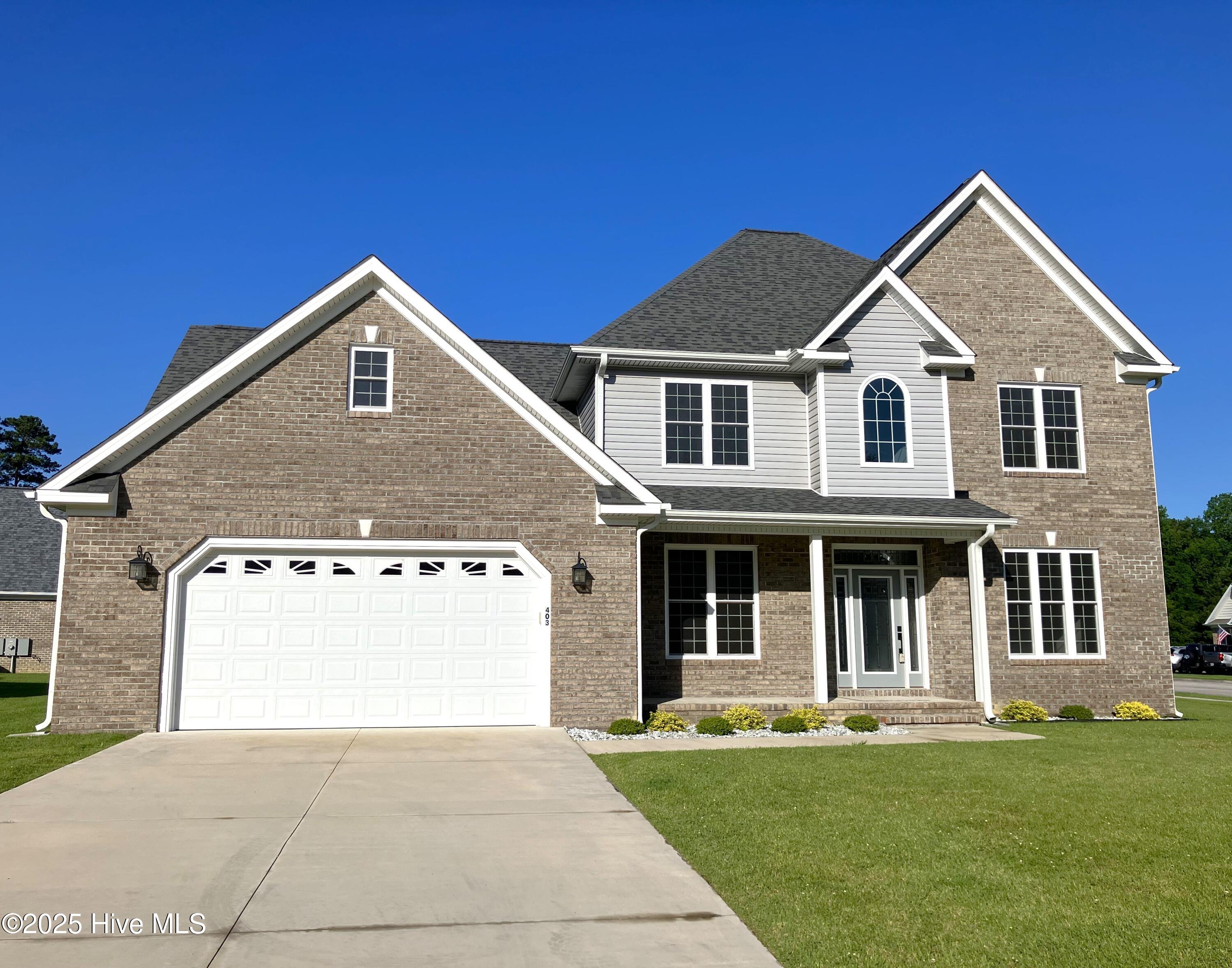 100514159 | Photo 24