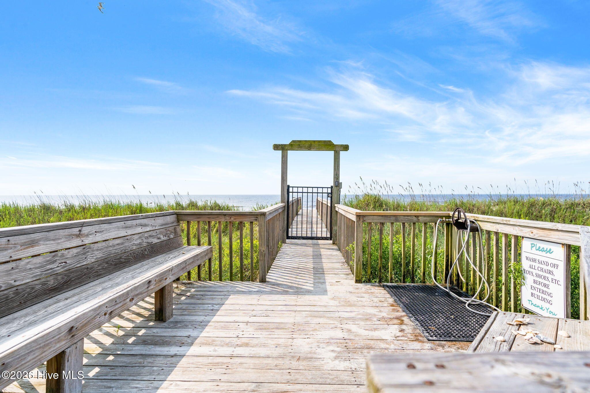 100559317 | Photo 37