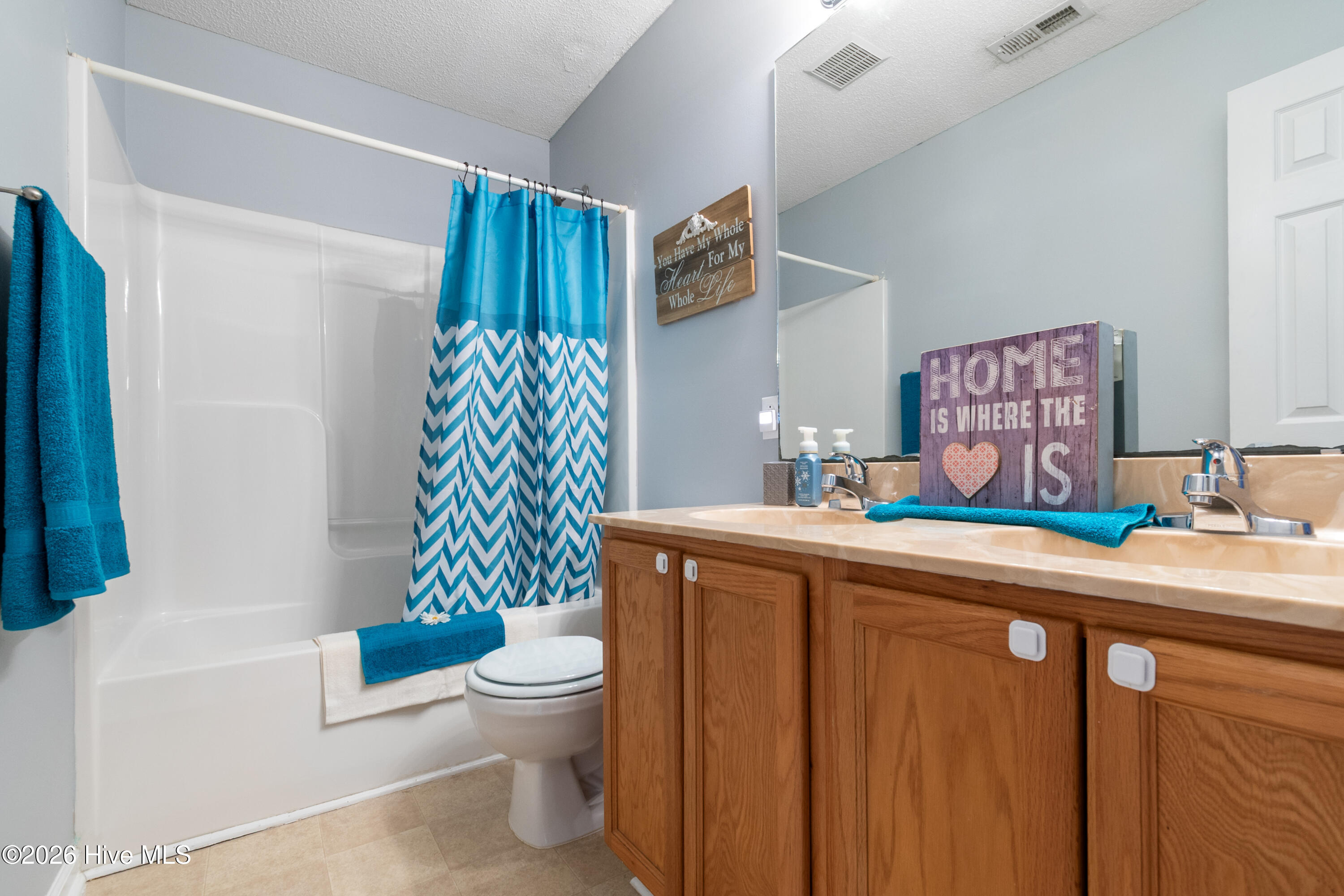 100540574 | Photo 26