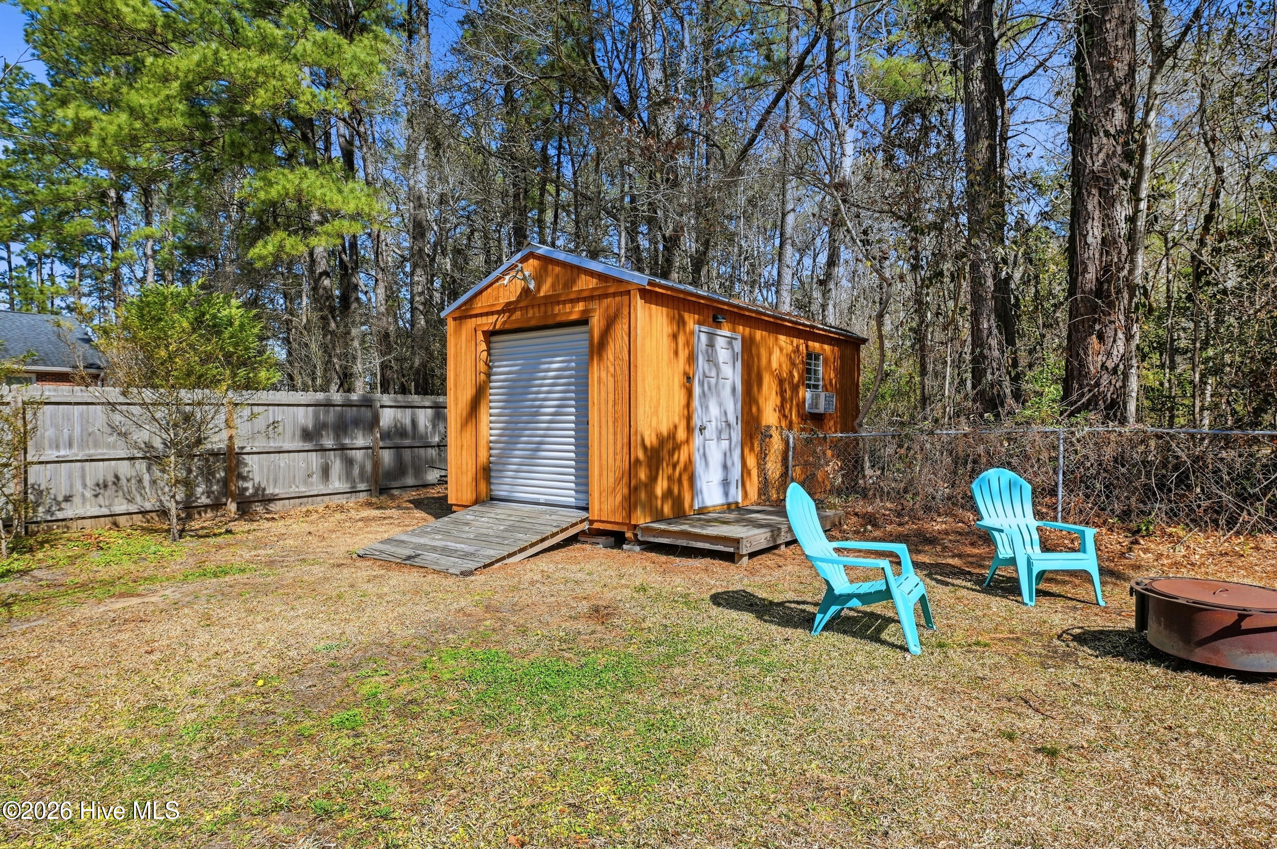 100557238 | Photo 50