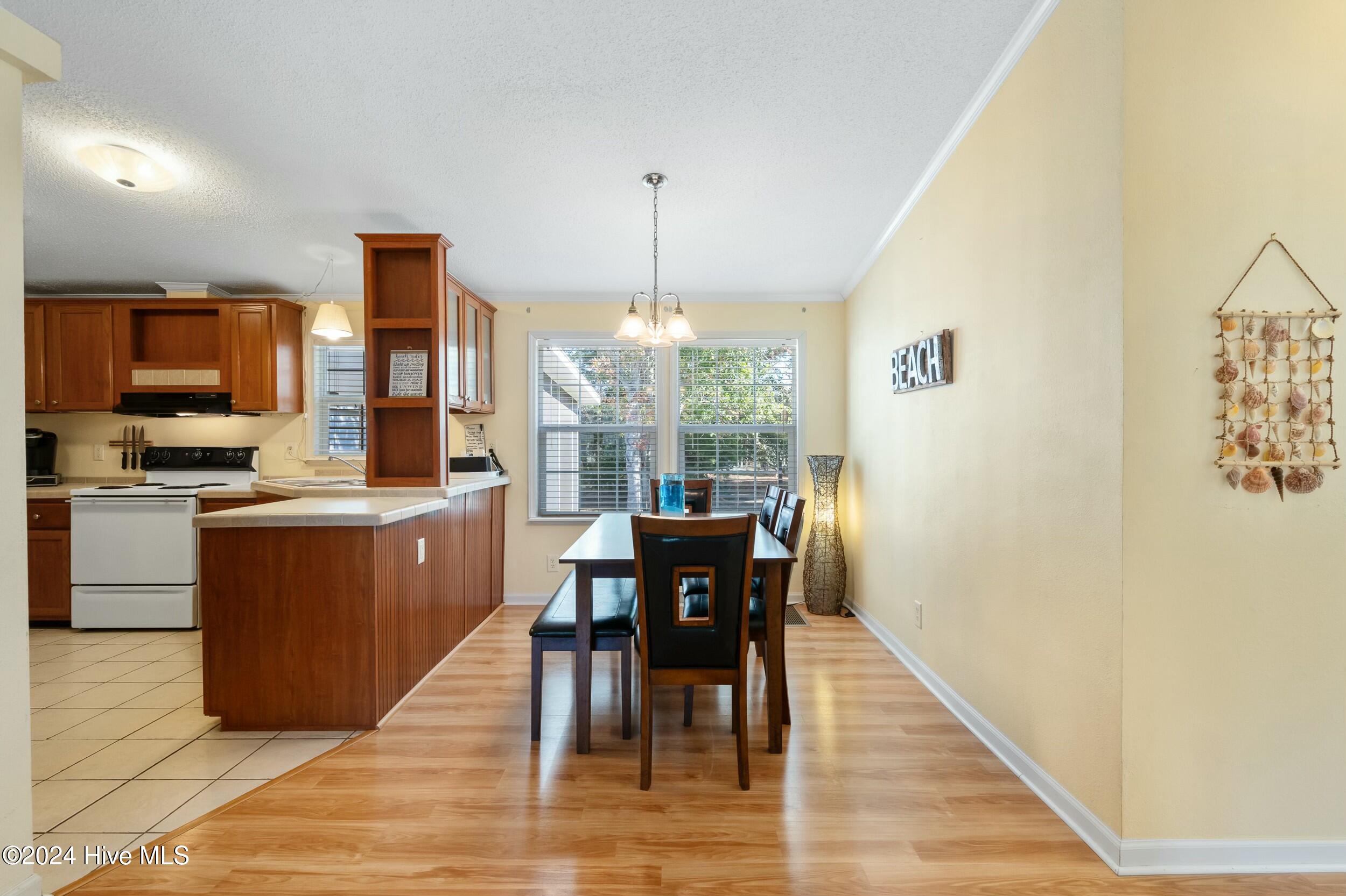 1104 Captains Court, Carolina Shores, NC 28467 – photo 10: Dining Area