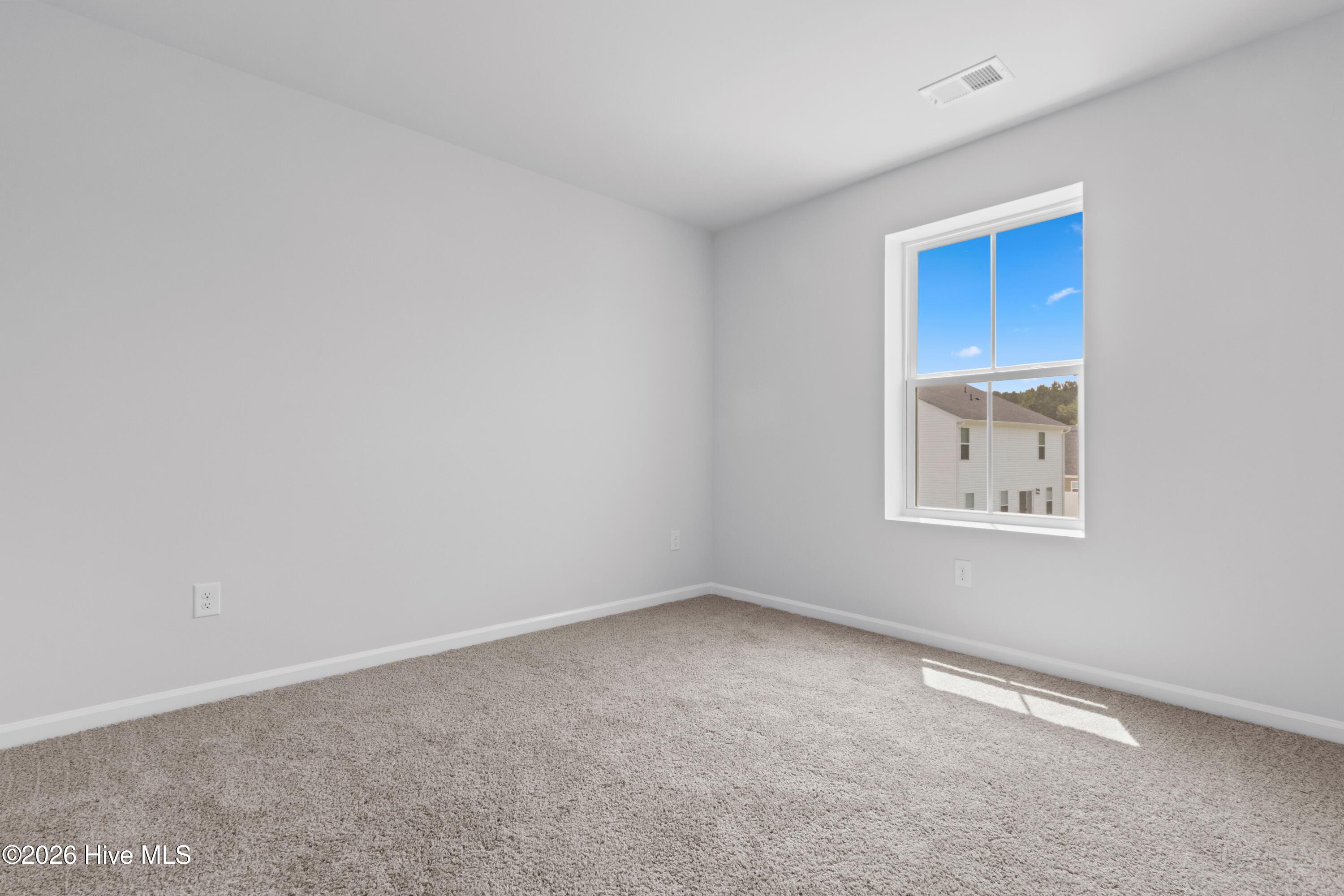 100557656 | Photo 44