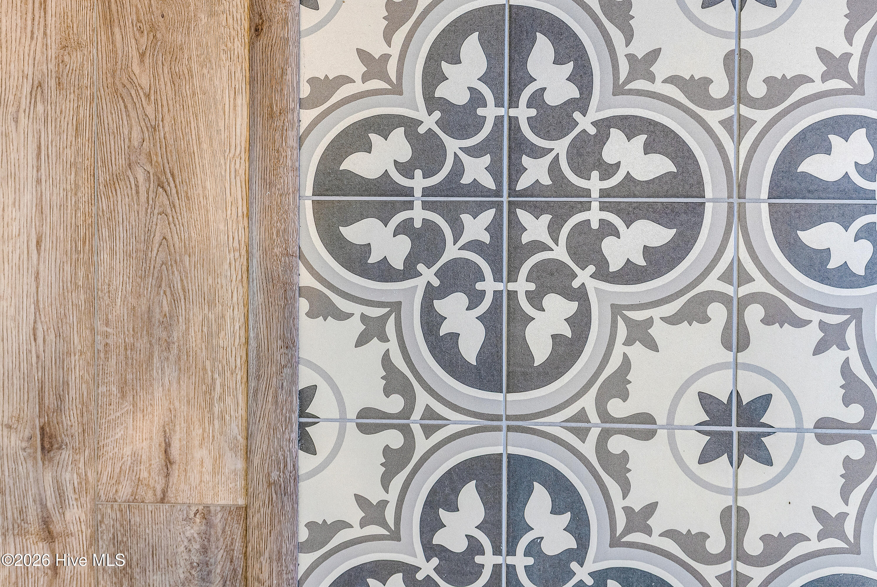 100564365 | Photo 20