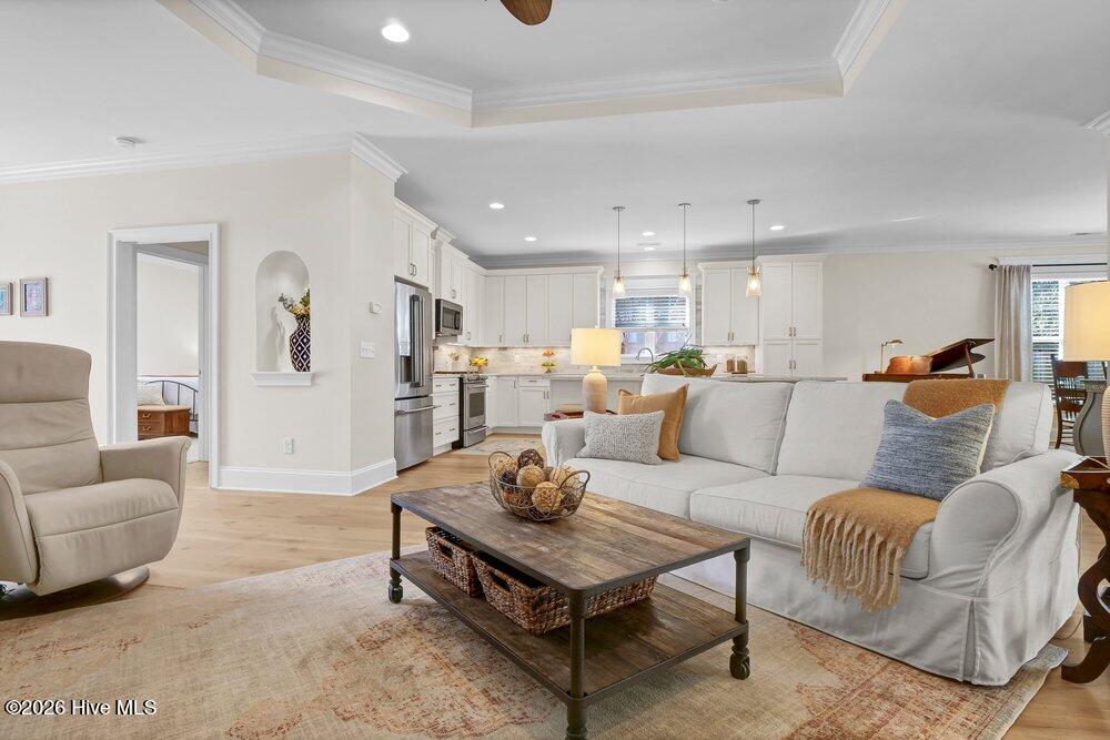 100550576 | Photo 13