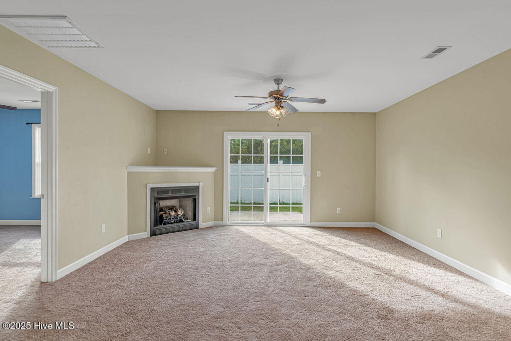 100545122 | Photo 15