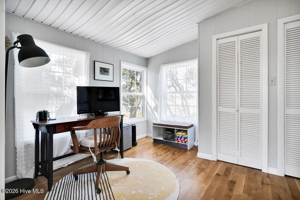 100559547 | Photo 26