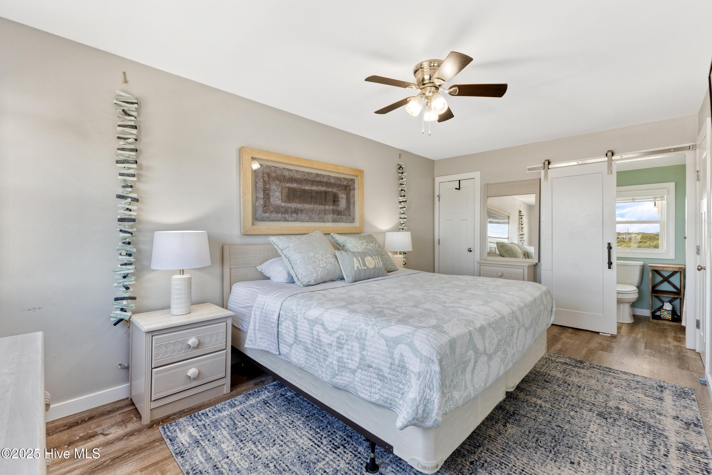 100532541 | Photo 23