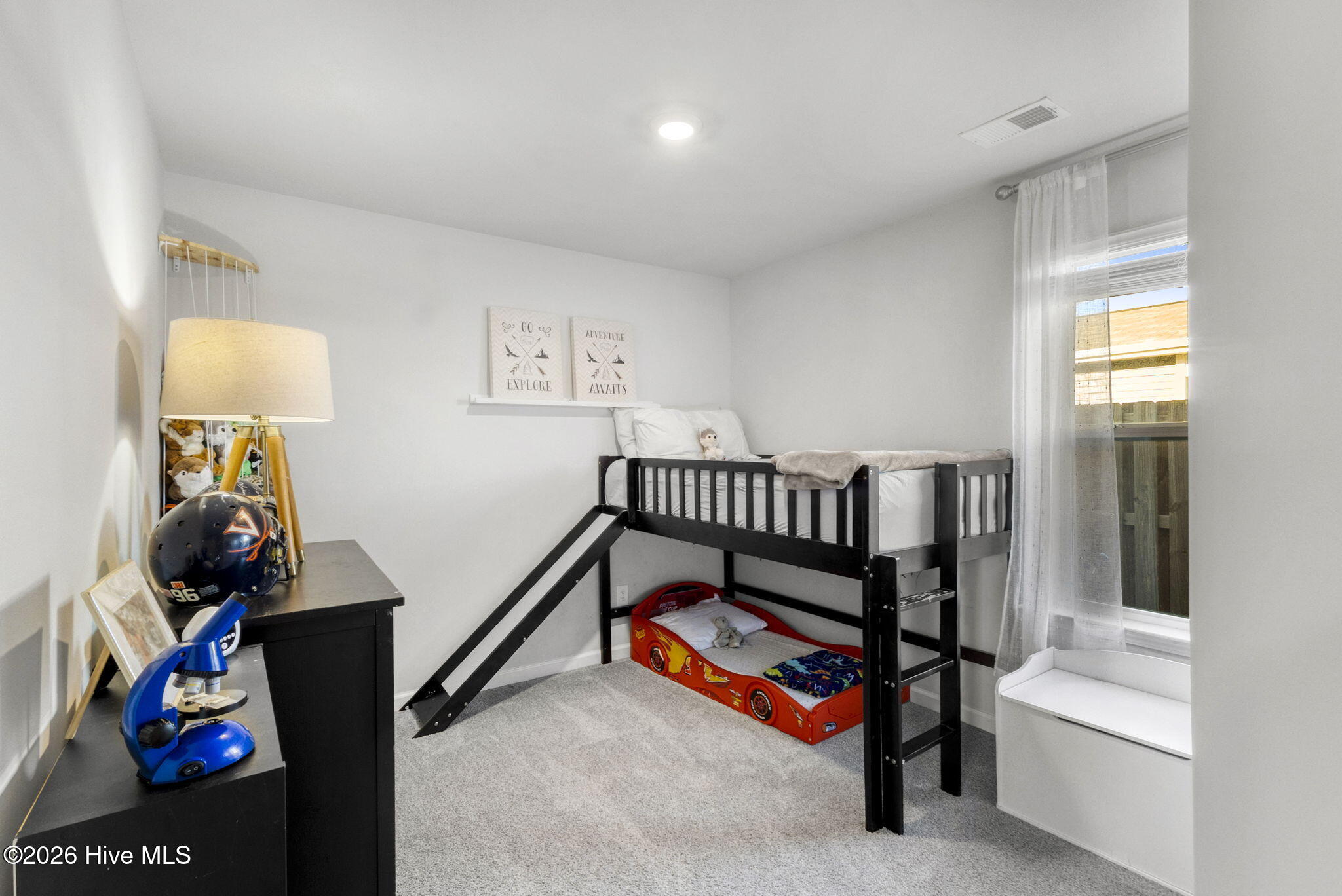 100552073 | Photo 25