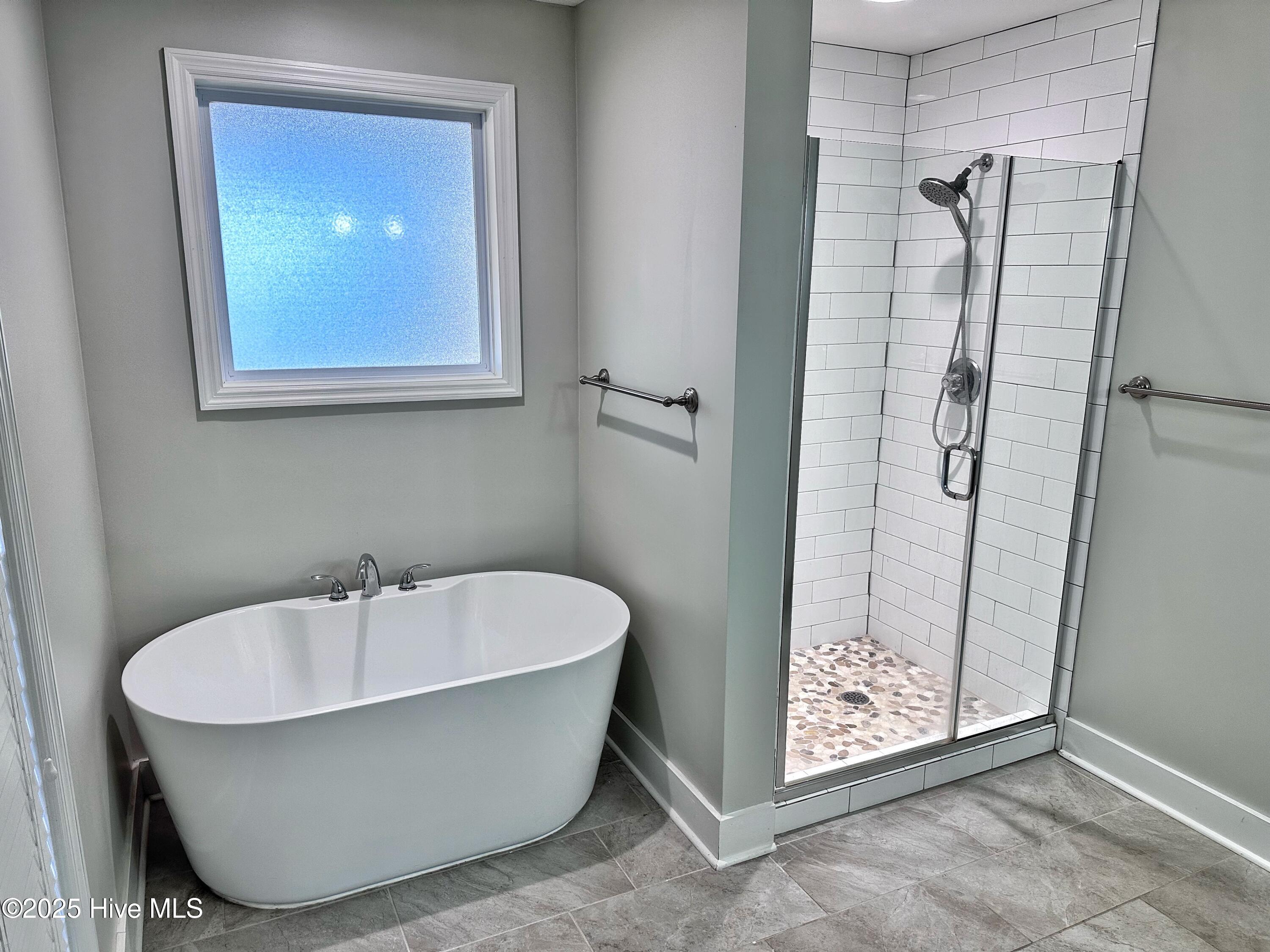 100534711 | Photo 12