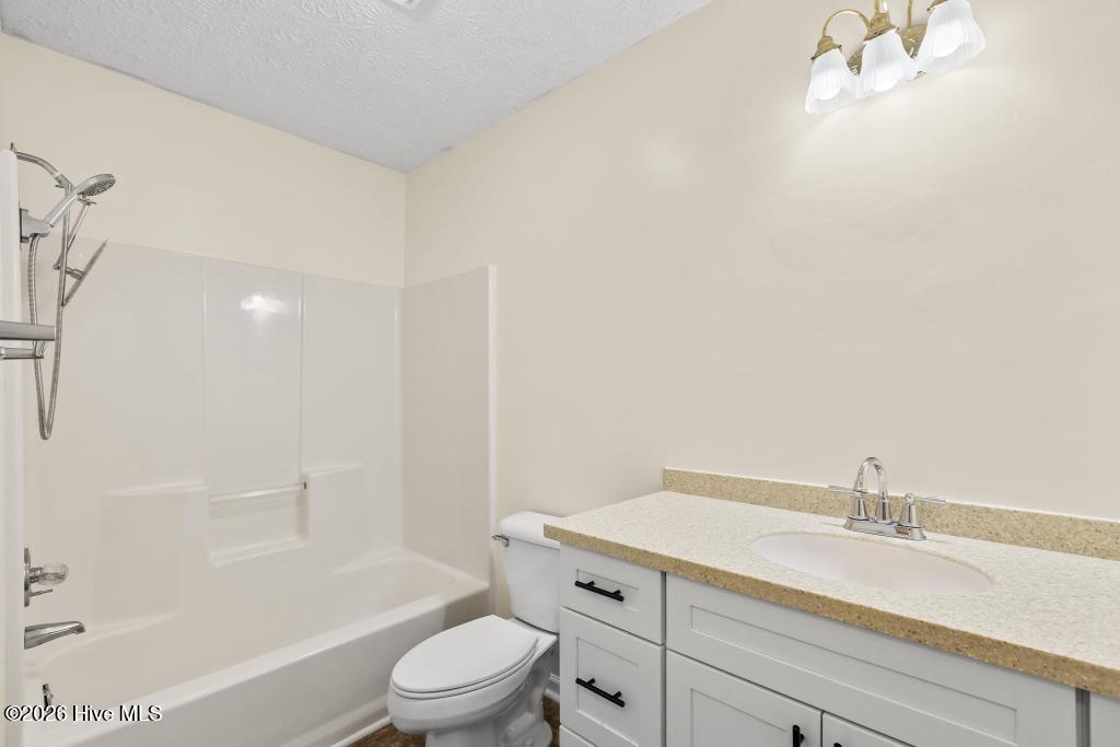 100567126 | Photo 22