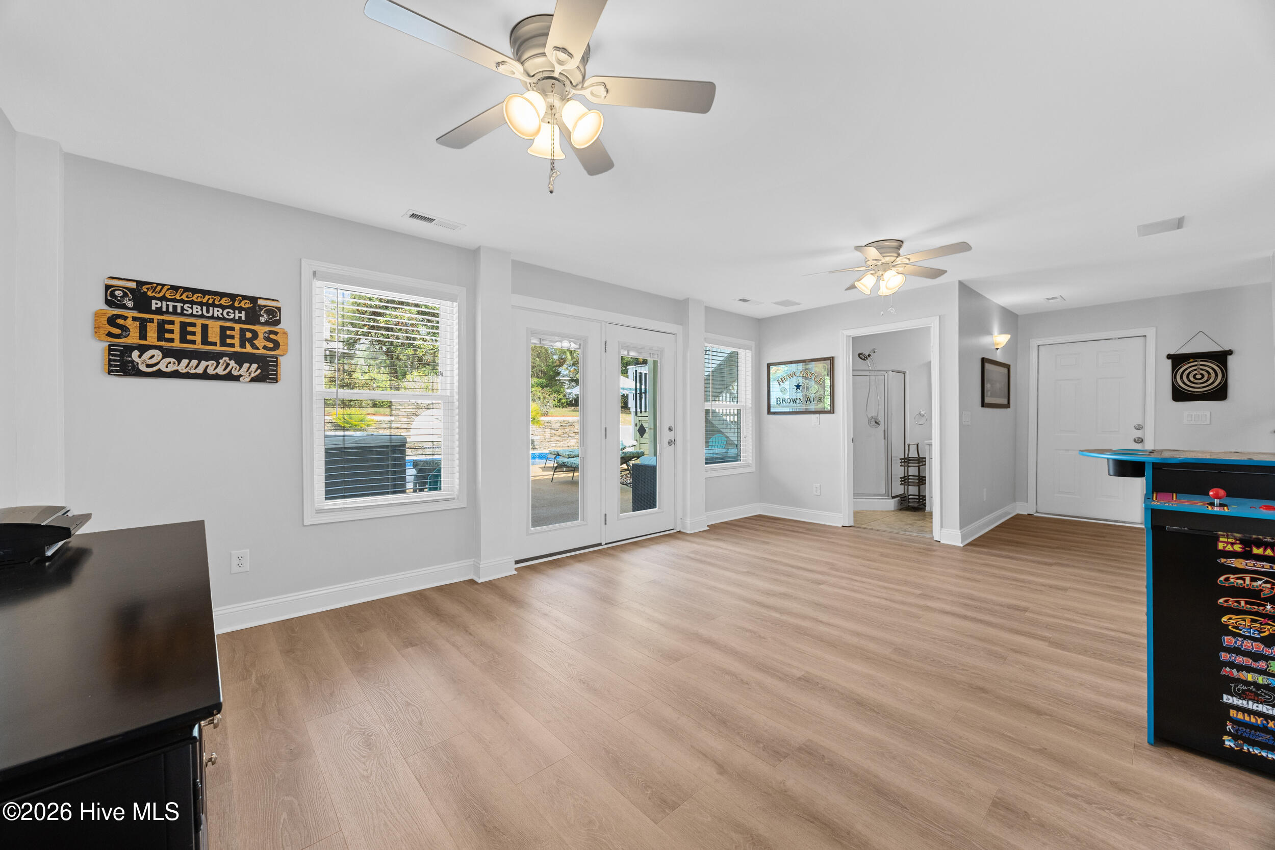 100567542 | Photo 61