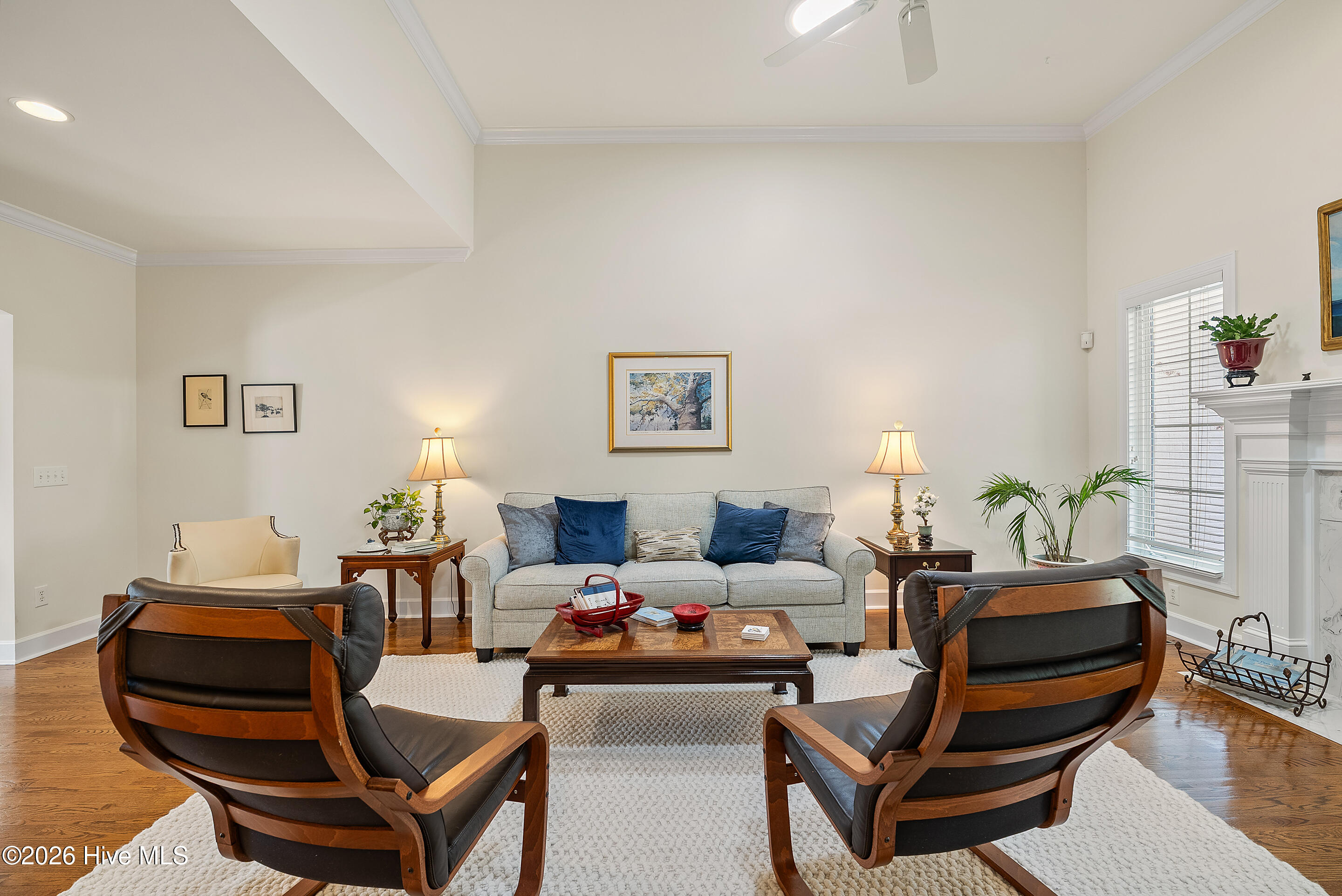 100549732 | Photo 17